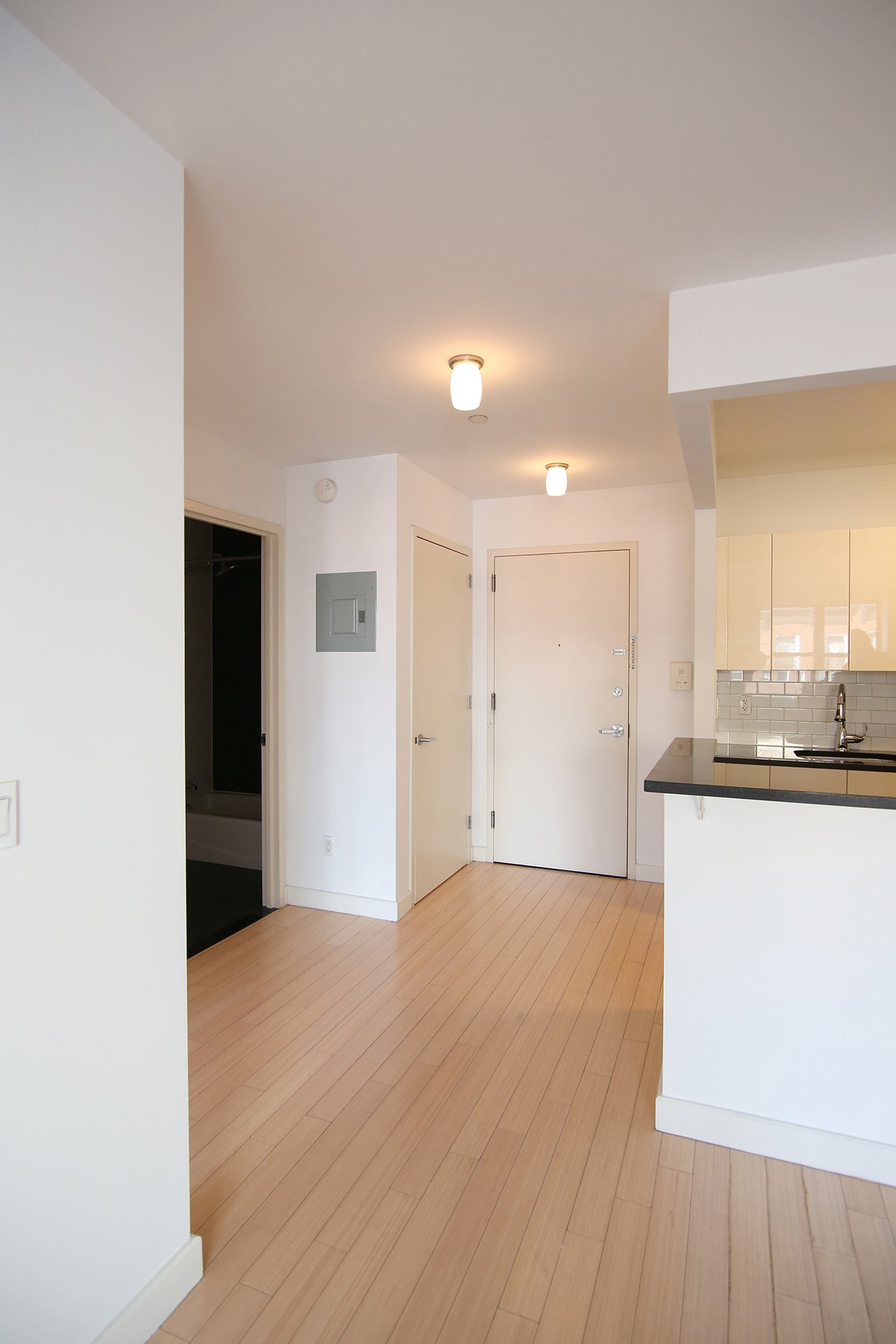 1078 FULTON 7C
