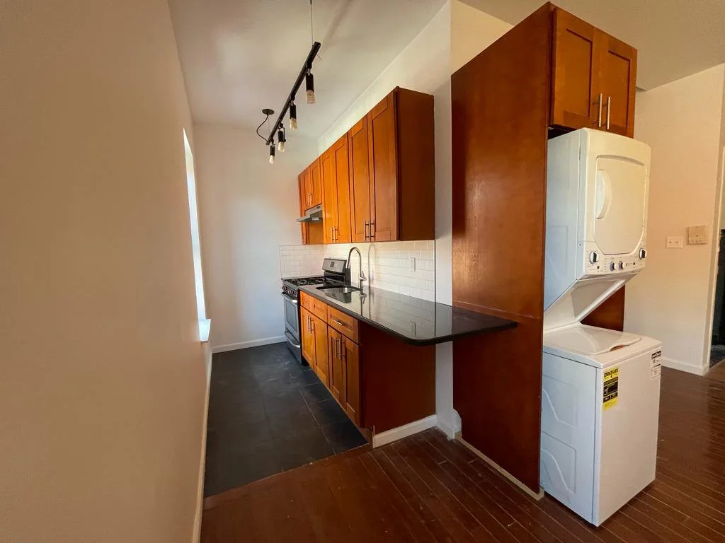 1225 Bedford Avenue Image