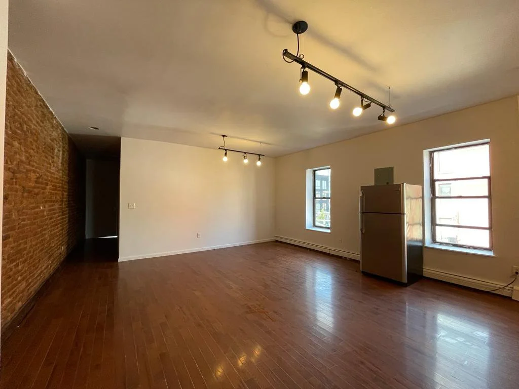 1225 Bedford Avenue Image