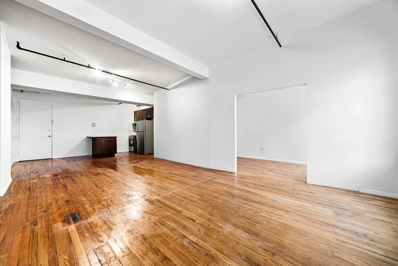3. Living Room.jpg