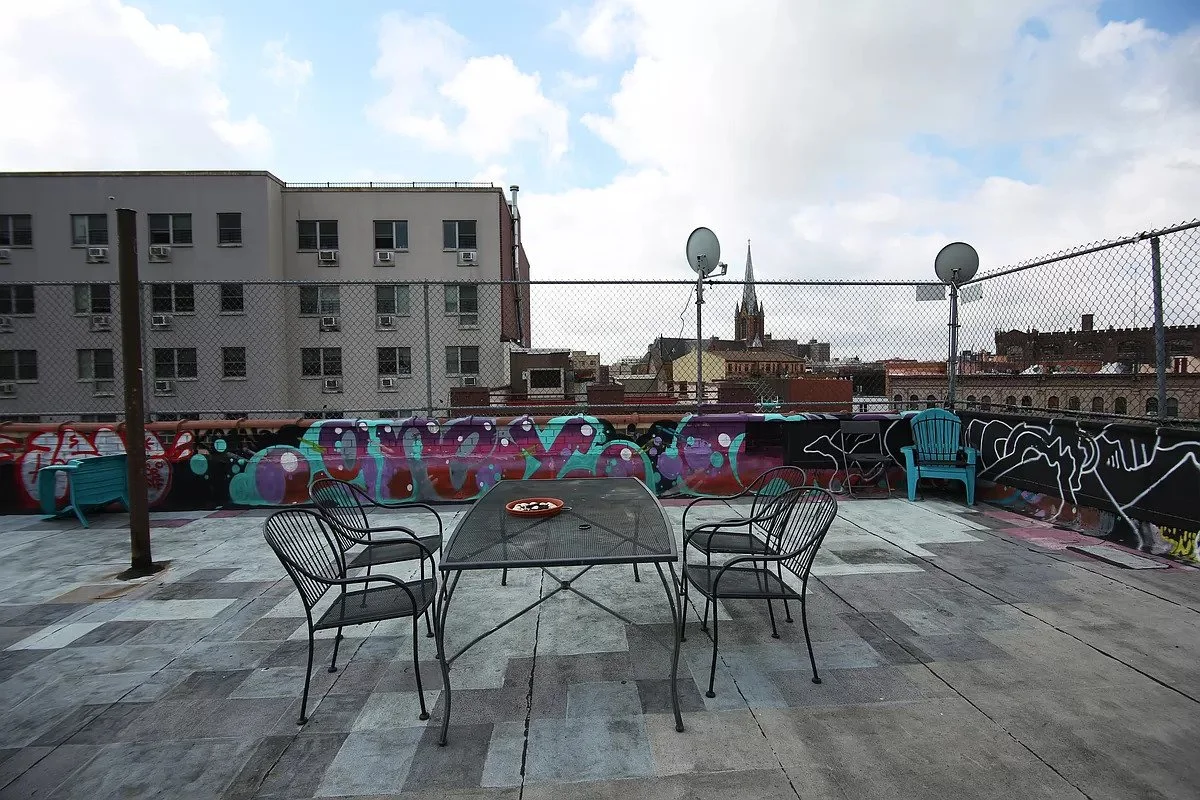 16 Manhattan Ave 4D Roof.jpg