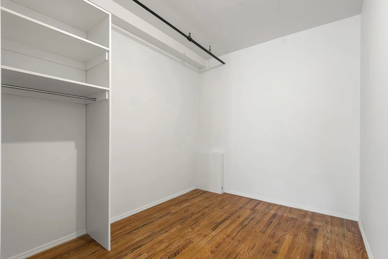 16 Manhattan Avenue_4C_image-009.jpg