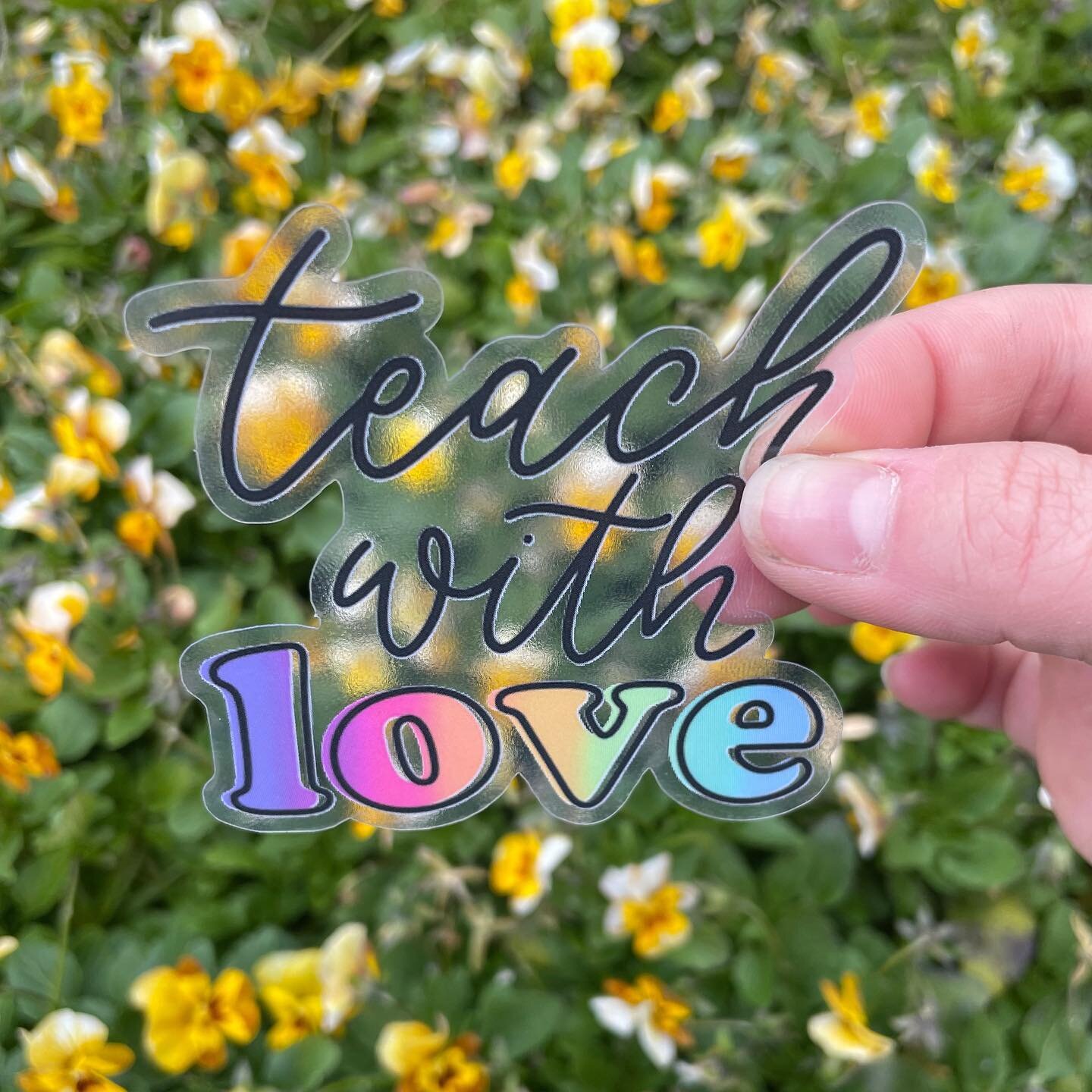 Teach with love stickers now available in the shop! 📚 These clear stickers are perfect for your water bottle, laptop, phone case, notebook or wherever you wanna stick 'em!
Find them on my etsy shop - link in bio

#lelelines #etsy #etsyseller #letter