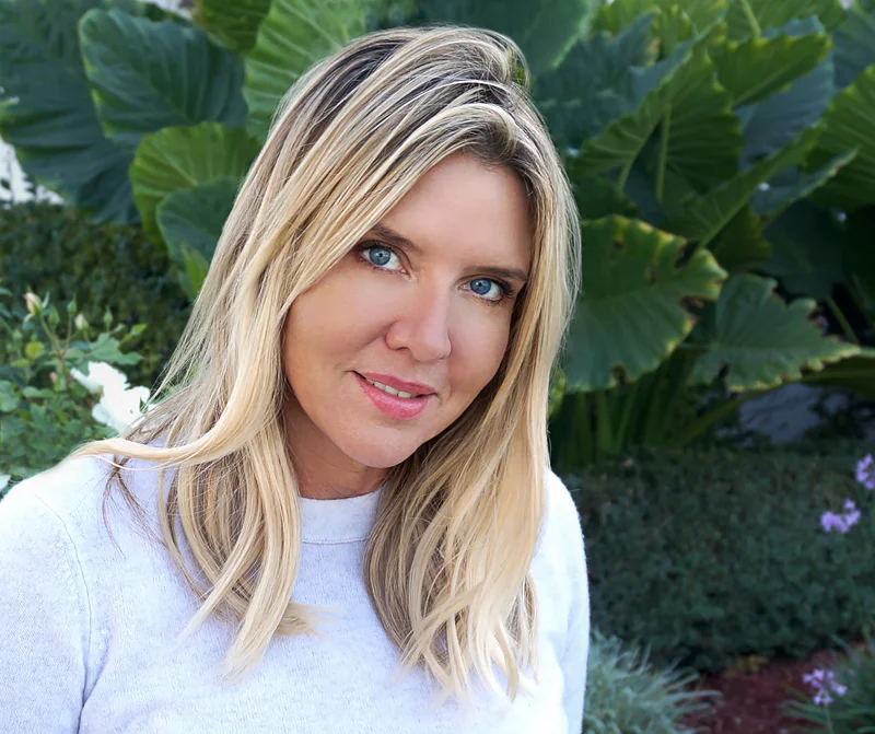 Meet The Perennial - Christine Marie Mason