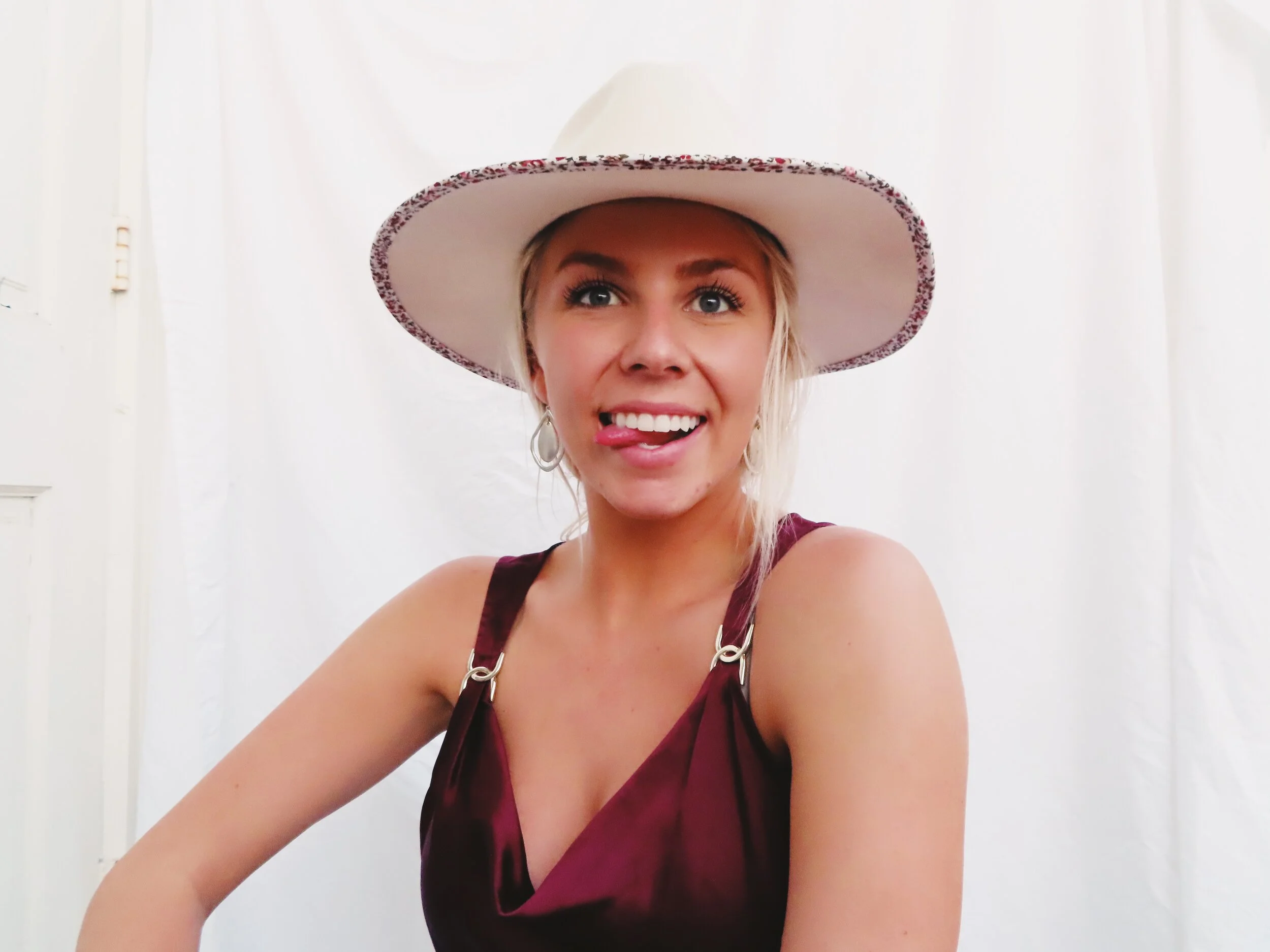 Roger Rabbit Wide Brim Hat