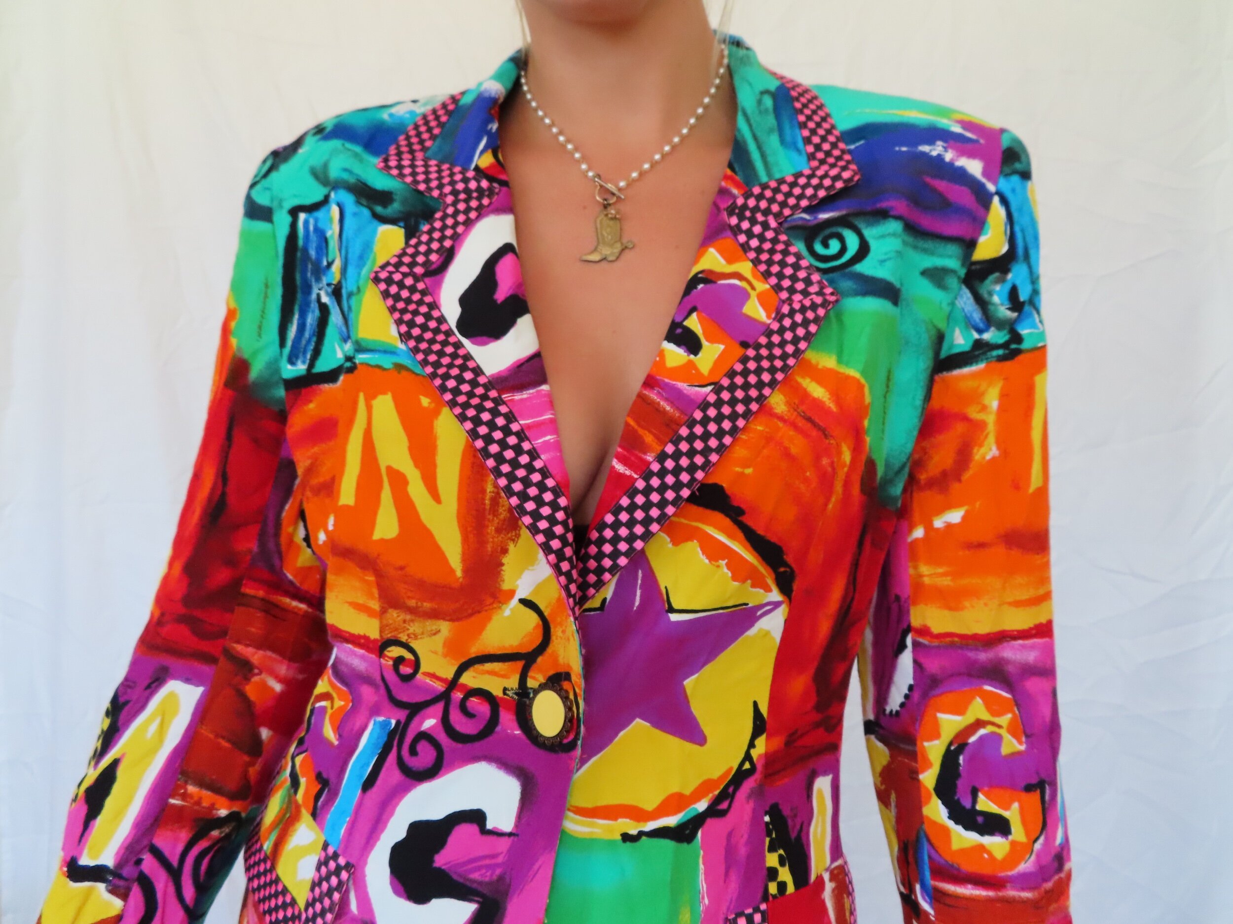 3DDEF7B8-97E6-41F2-A38A-DEEA377337BF