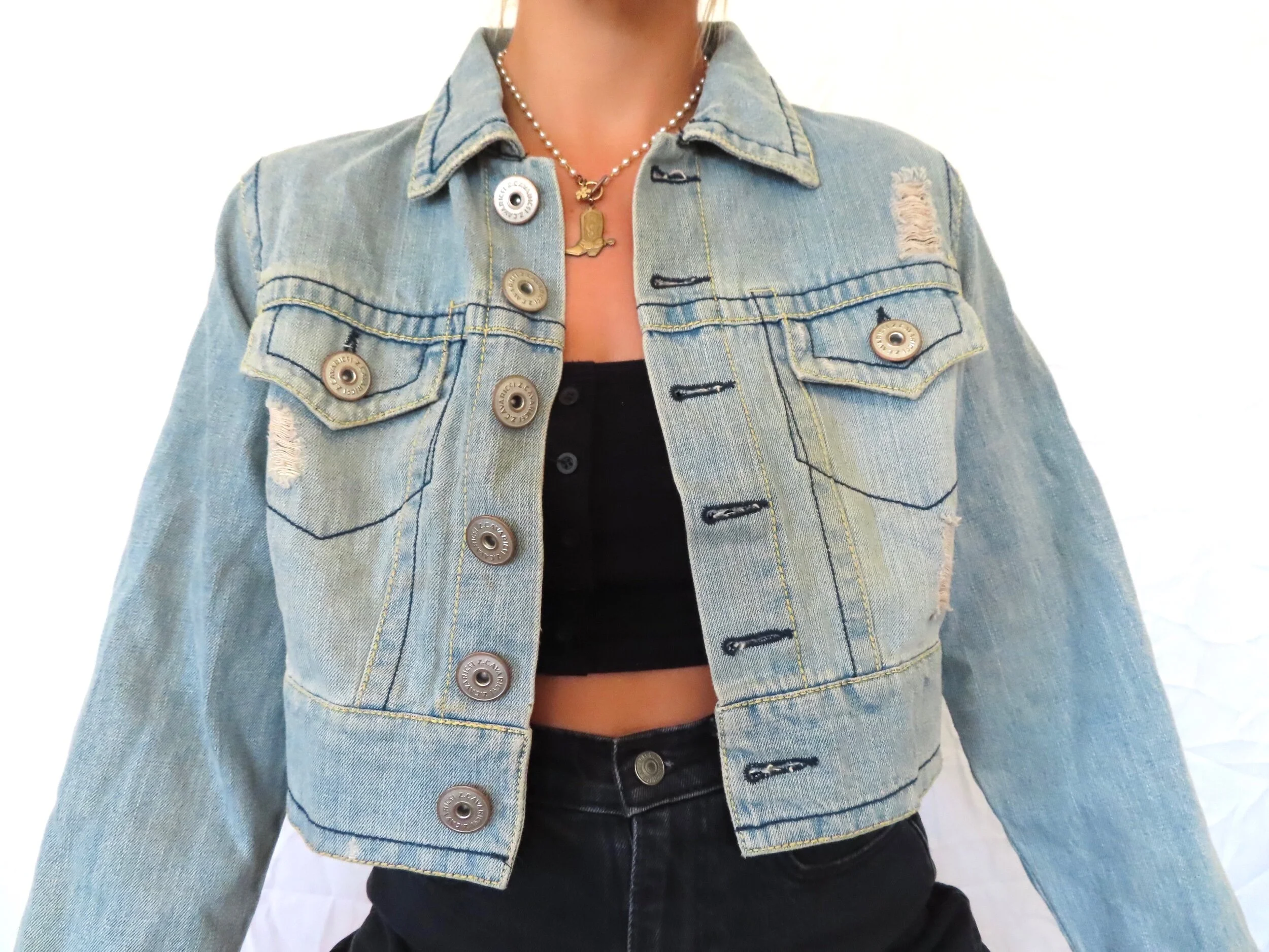 6F0900FF-B1F4-4B03-867A-D5ADC434D2BF