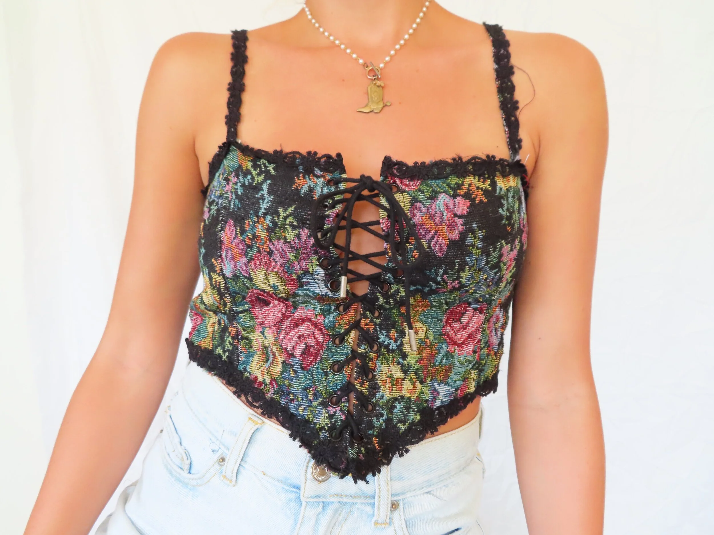 86EAD8B7-B7C2-4A81-830D-193DC1D297B6