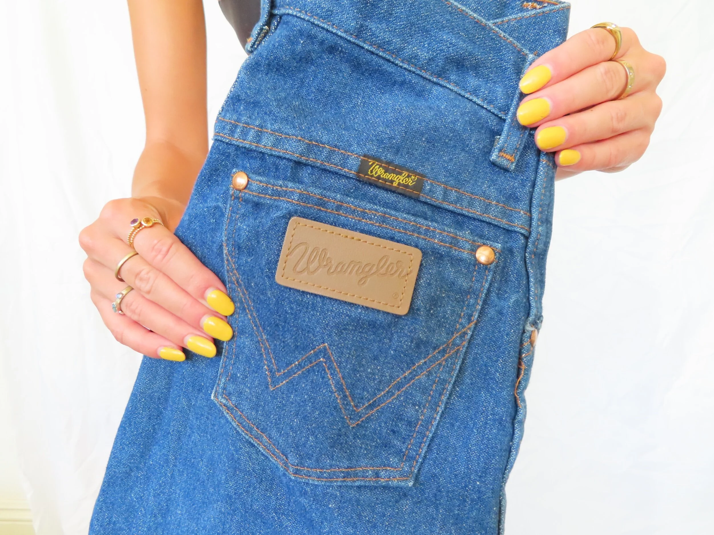 726D3F33-E230-4D1D-9D1C-E43EC3B8E968