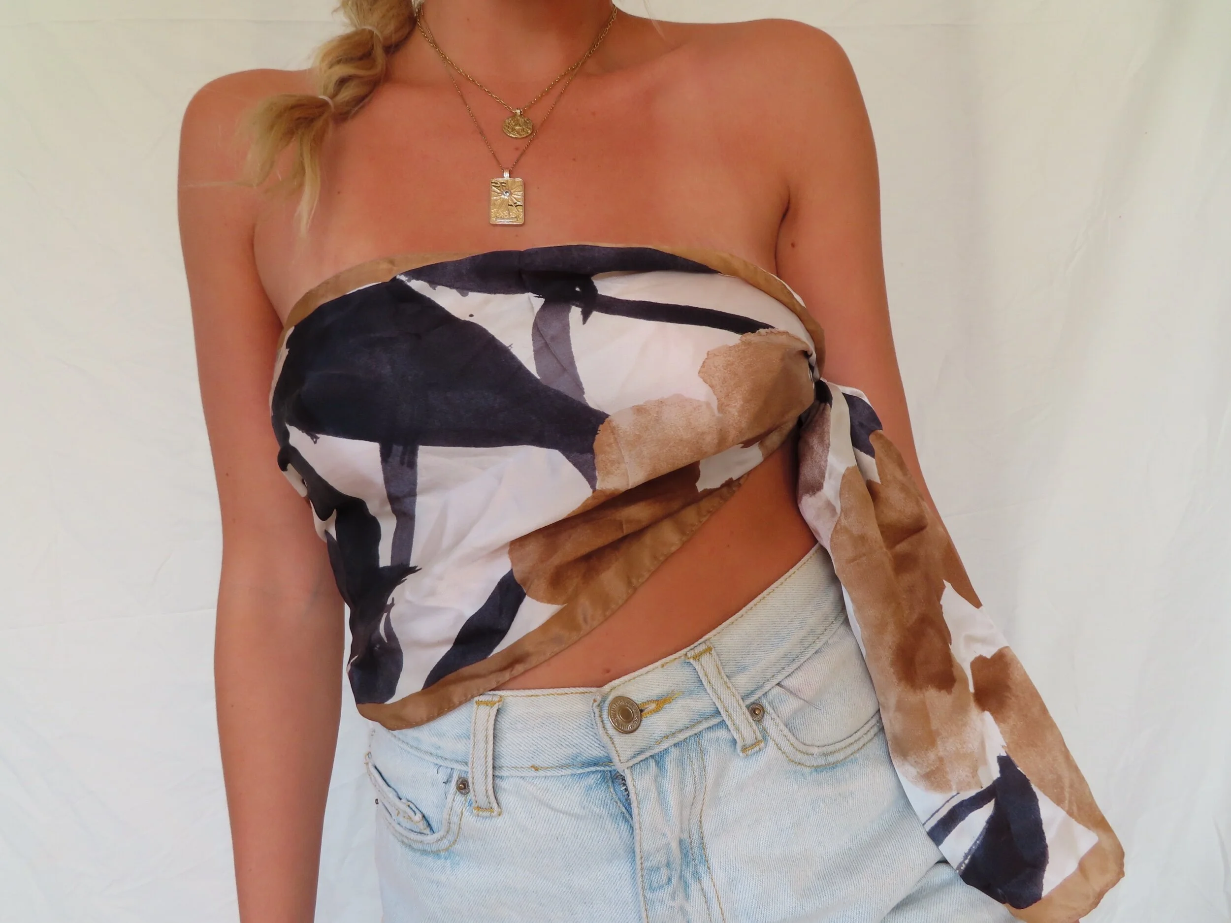 FF0978F8-BB9B-4504-98D9-25C57FD21FC5