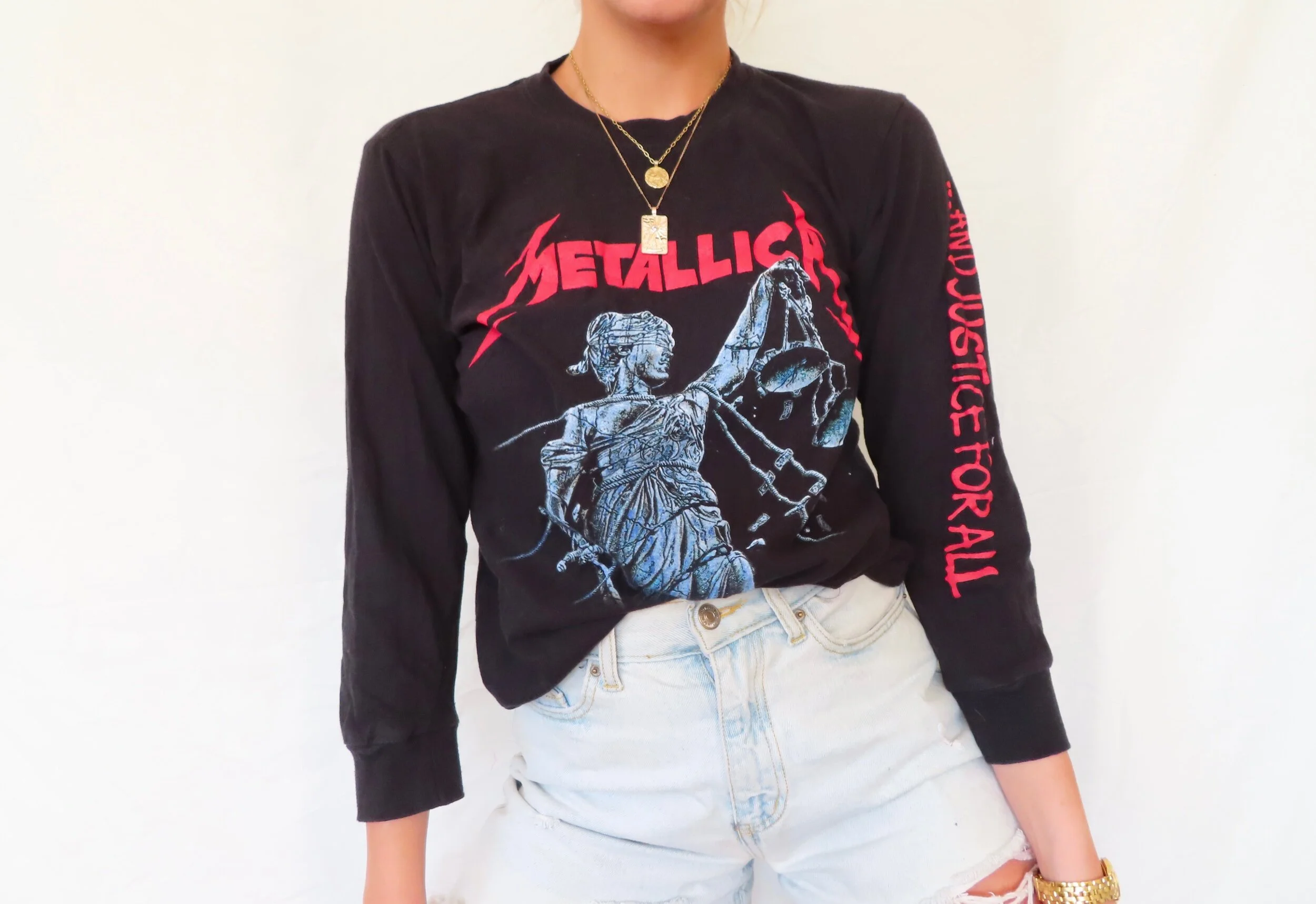 8EAA9F7D-944F-40F7-AF30-306DBE7E69BE