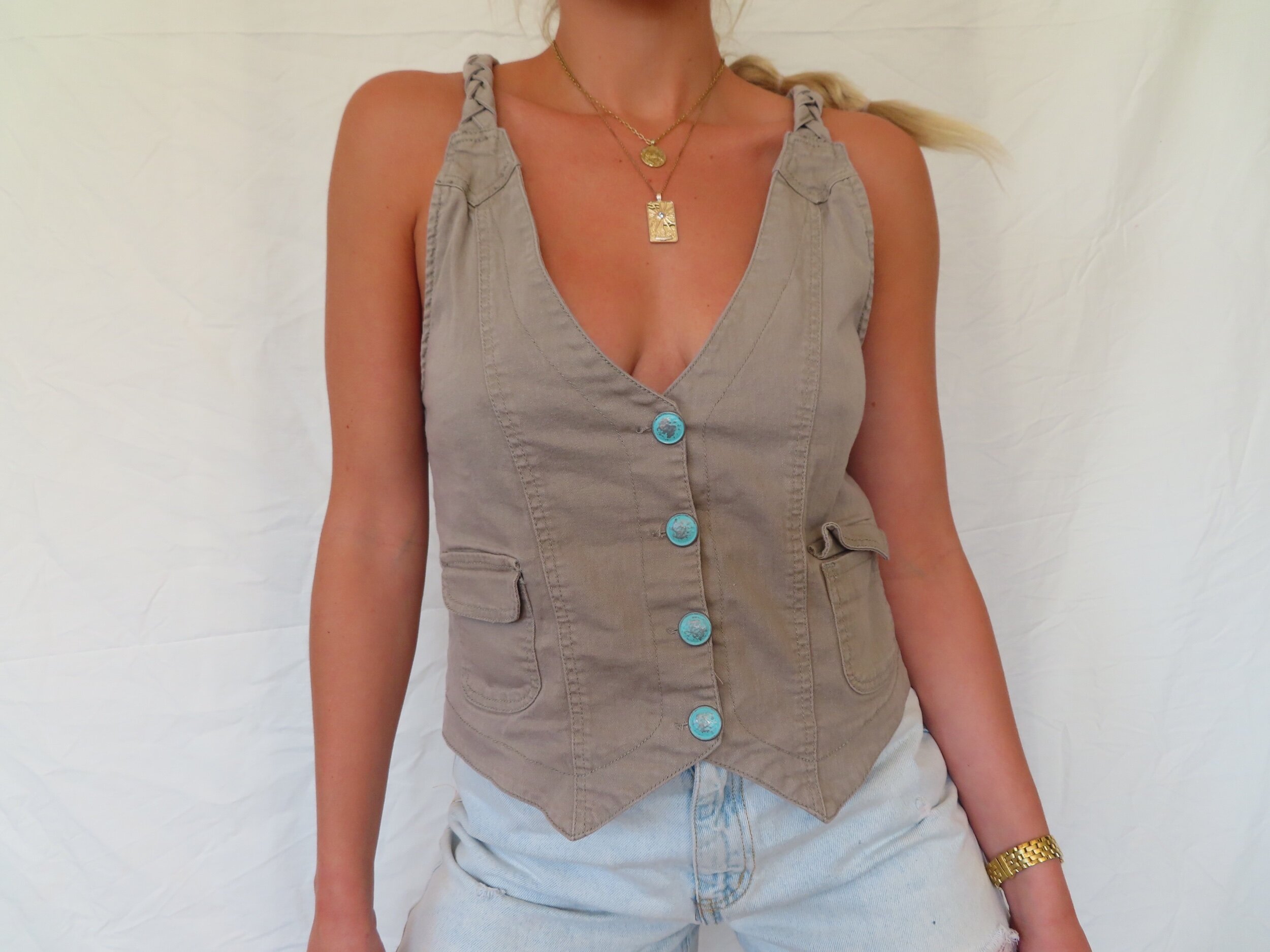 1EE77E78-755A-4C6C-A929-D9488D789156