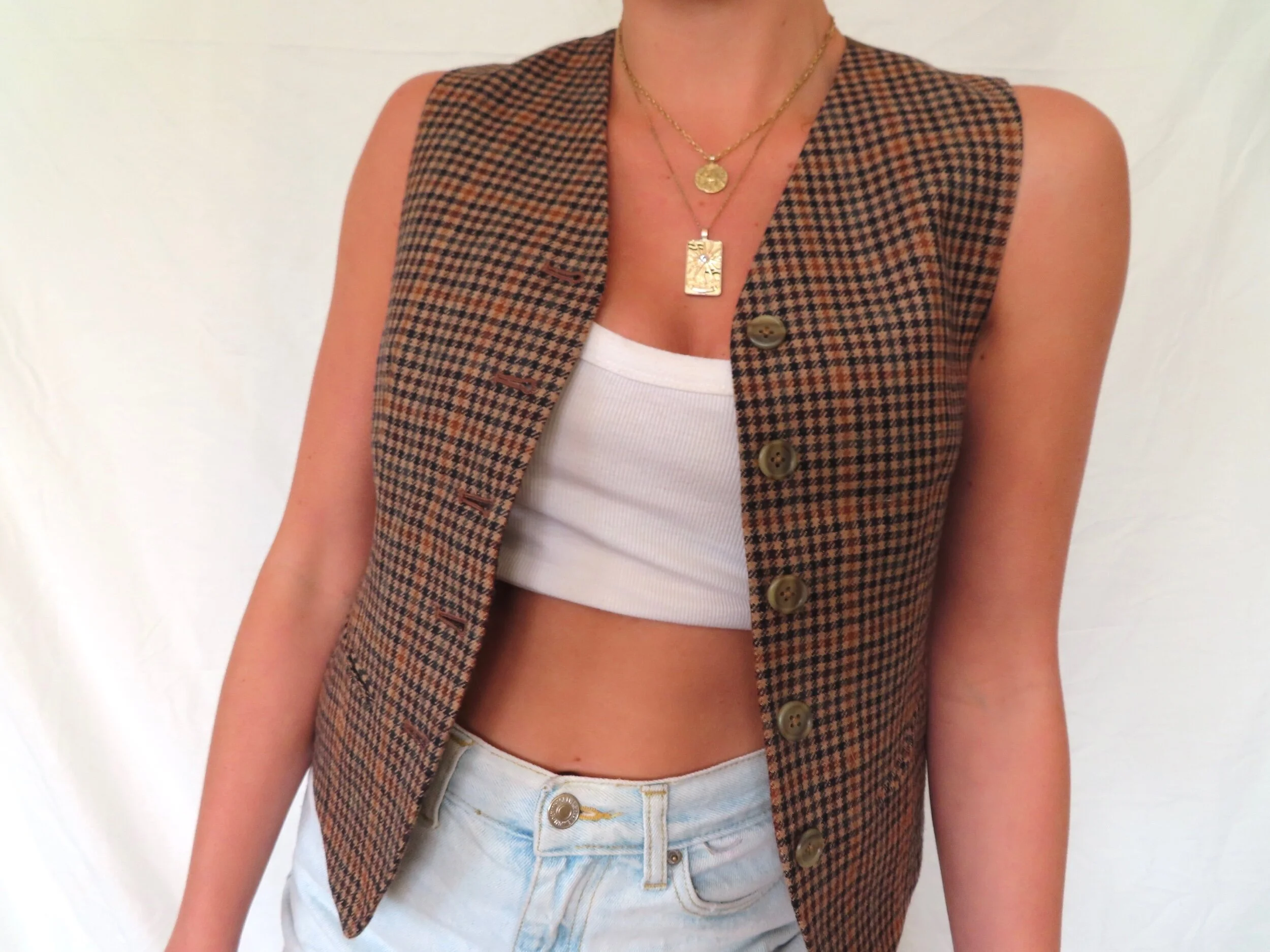 2BA053DD-6899-4A92-9ED5-D3F4EAFA9CA4