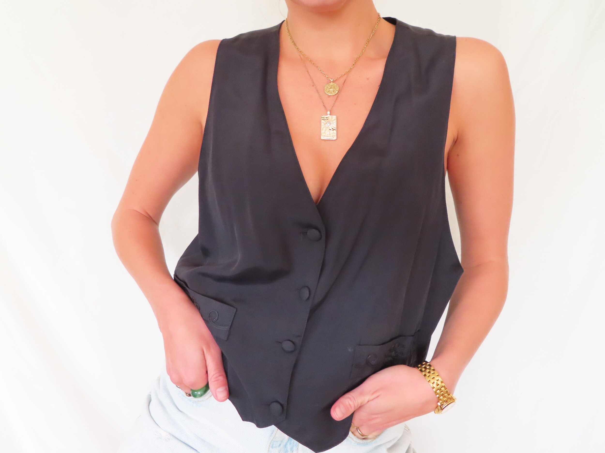 0560D5E8-F0C5-43A7-A9BB-A4D4CDB2AB19