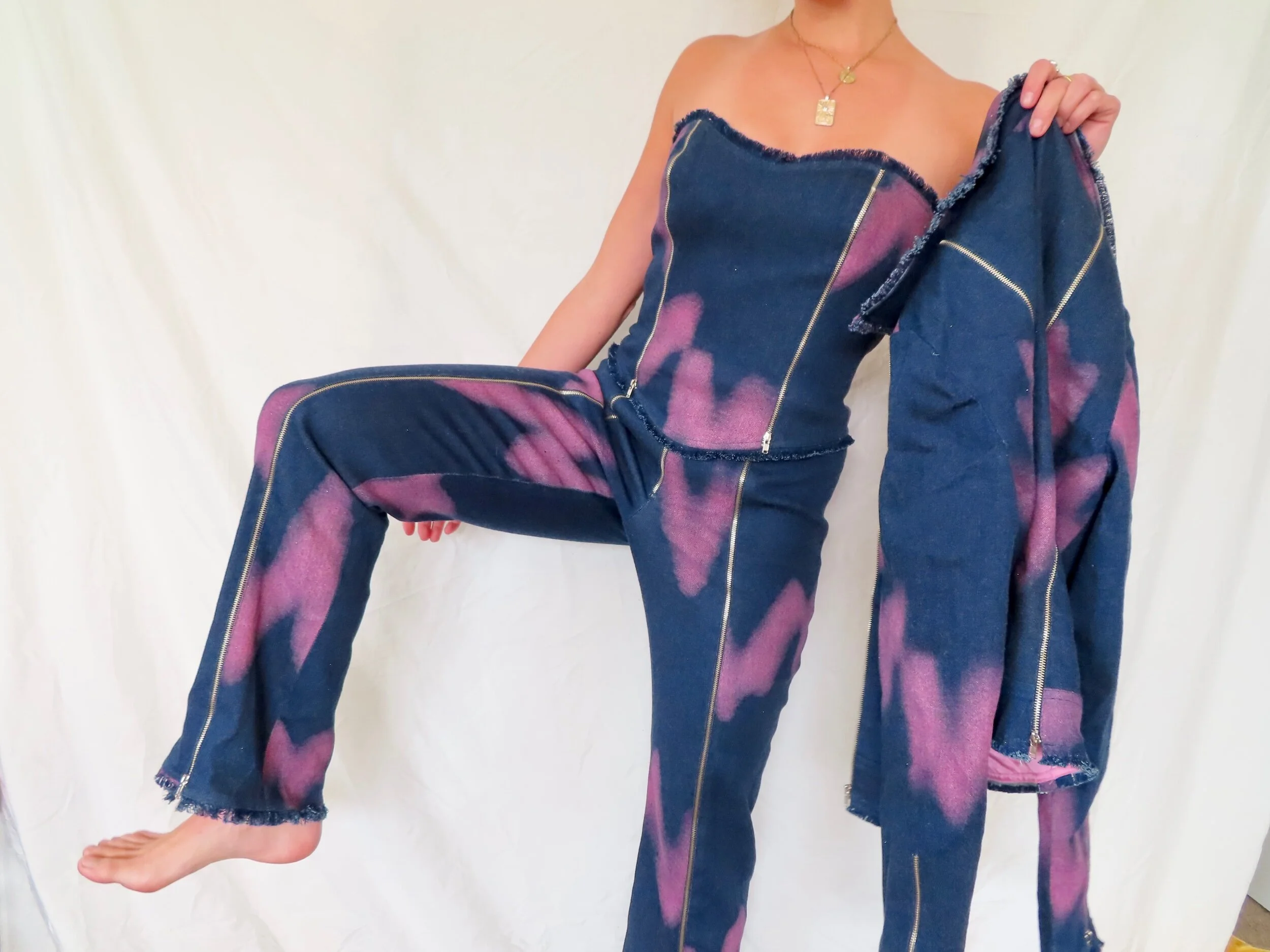 3F562986-4798-4D5D-B72C-DCFC36990D4A