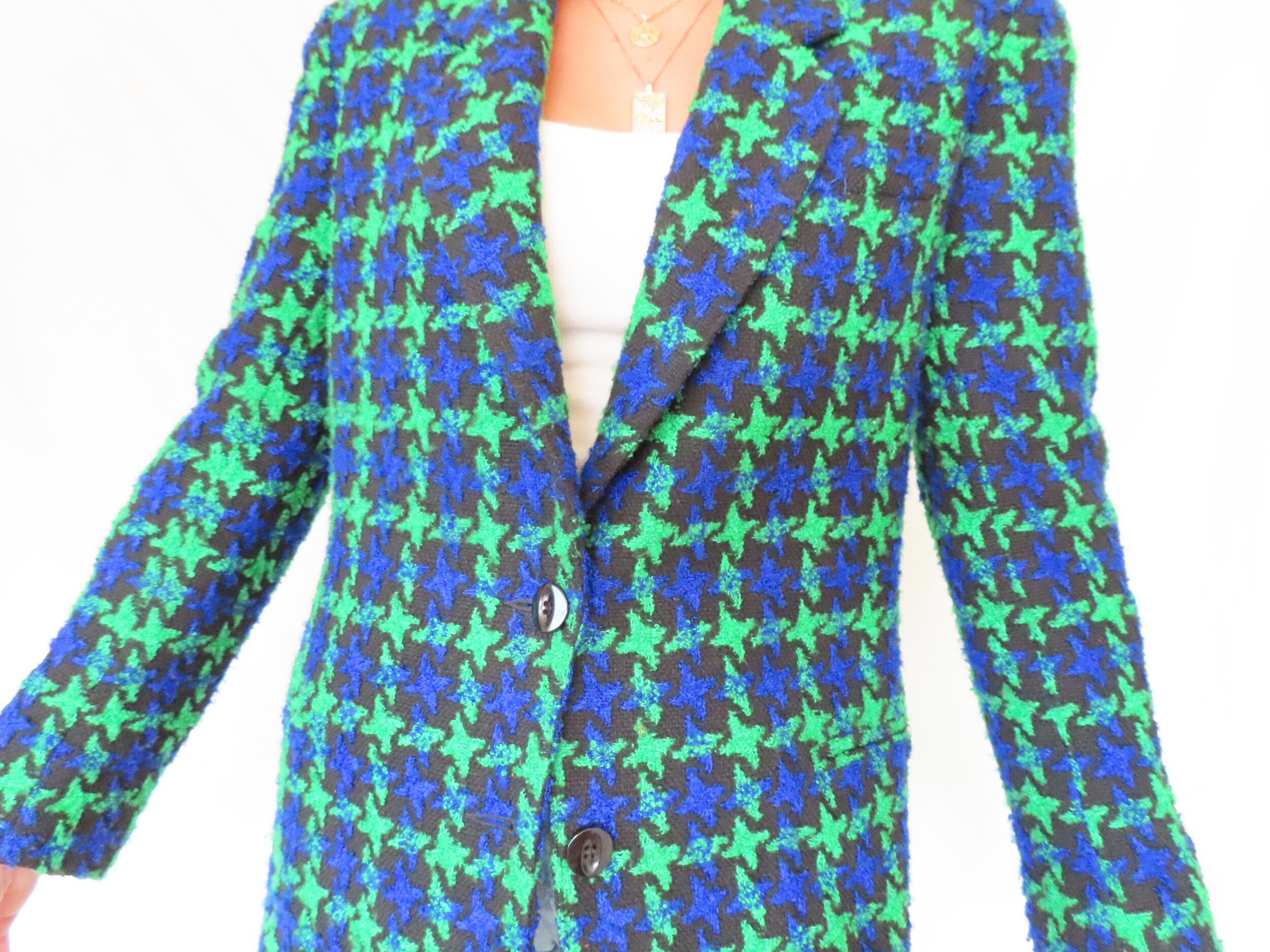 33BEE572-E6C4-45D1-AB30-792AB3CFAE1A