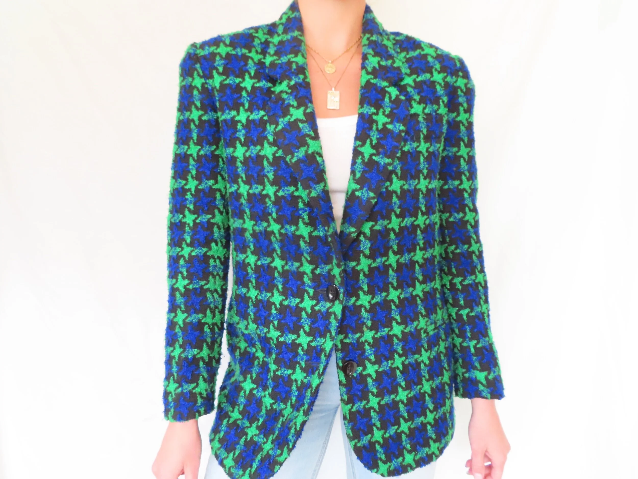 5A5916FE-C327-4DAA-BB6E-3CF0E5038D24