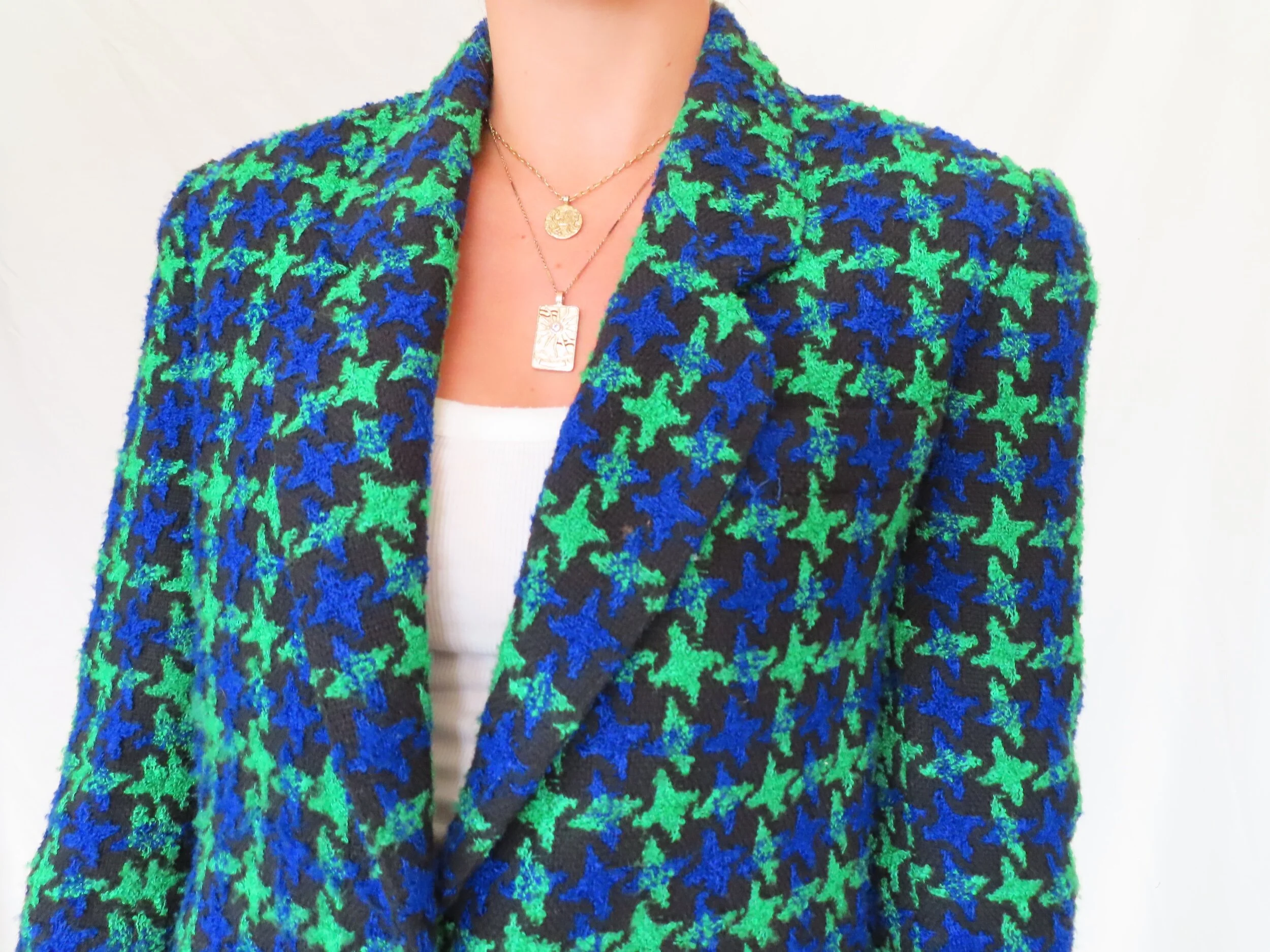 EB7B9356-03B2-4D2A-A456-1A403AAE3E76