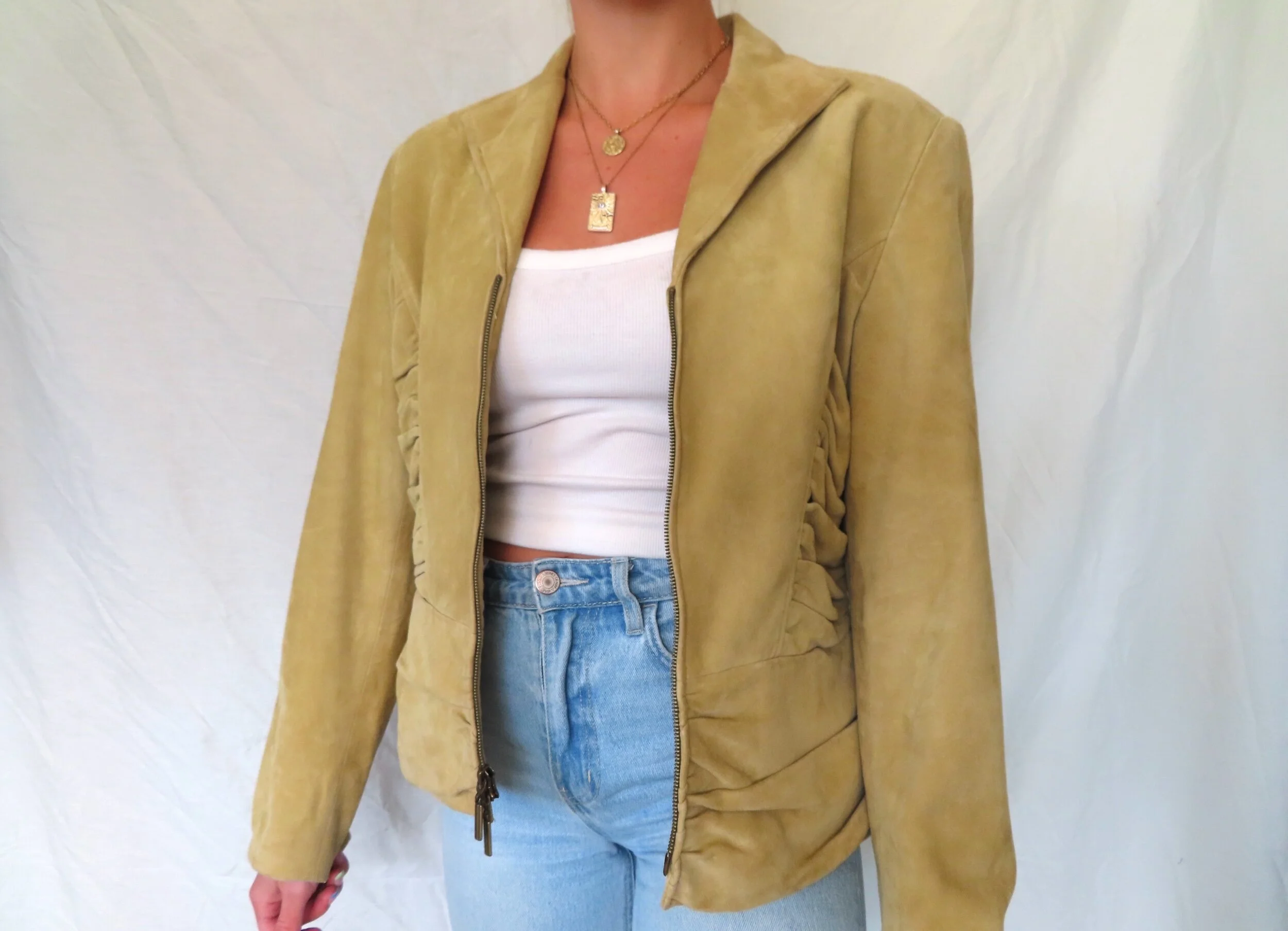 245AD2EA-8EDC-4EFE-A64E-37A0860FCEF4