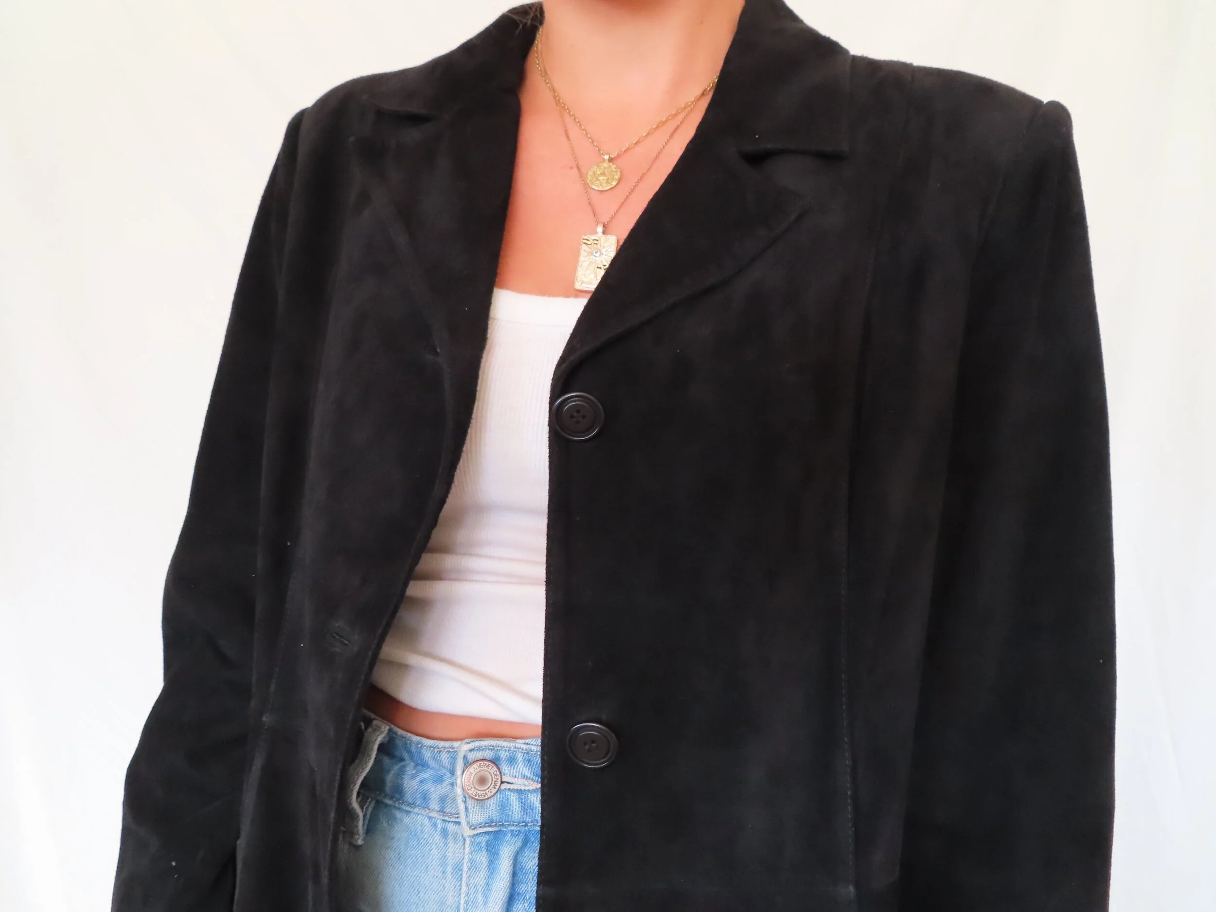 2B5180F7-E47E-40C2-A197-1A43EBC31333