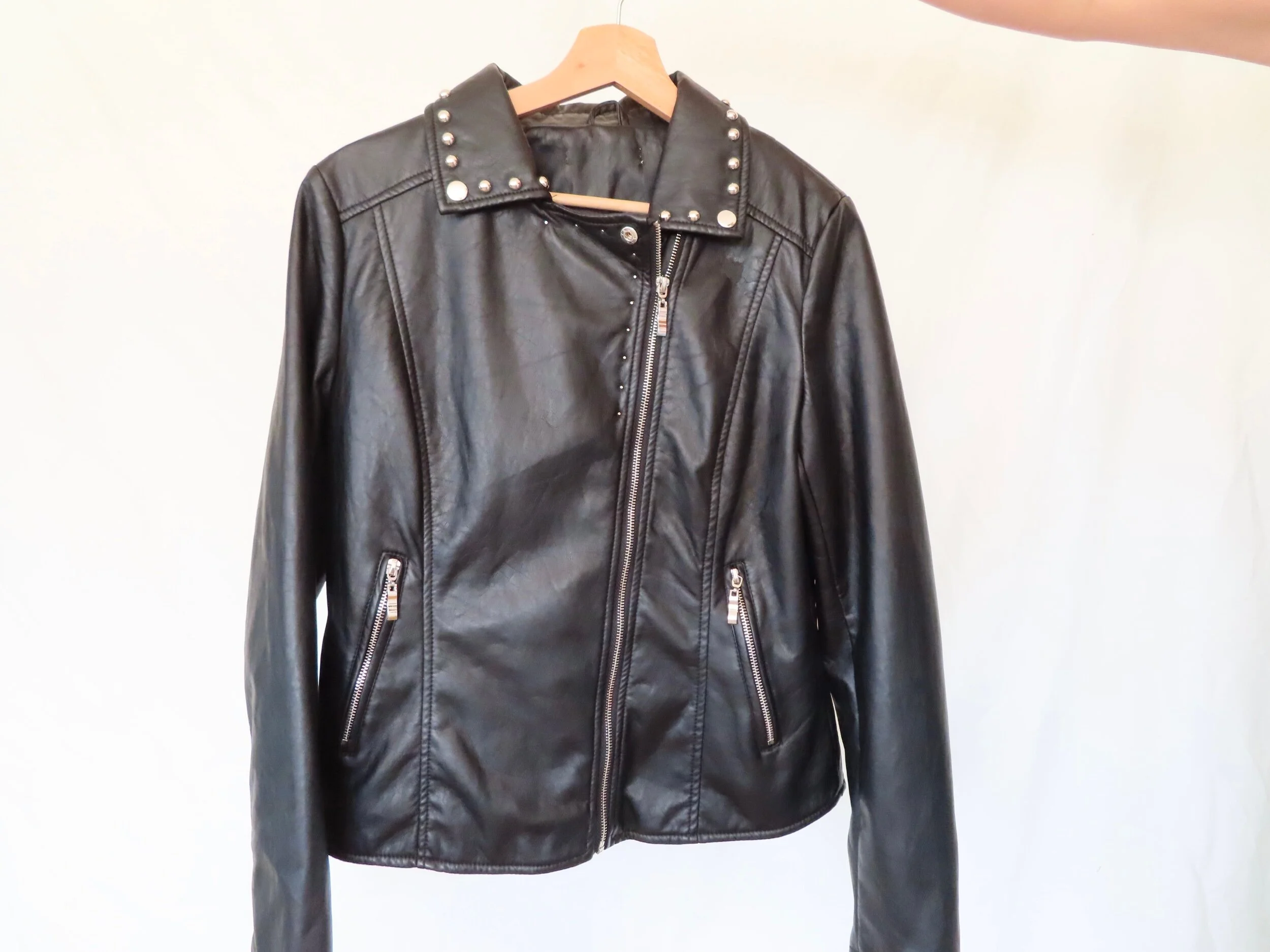 3CE11ED0-396E-4E19-801A-CBE86000BE1B