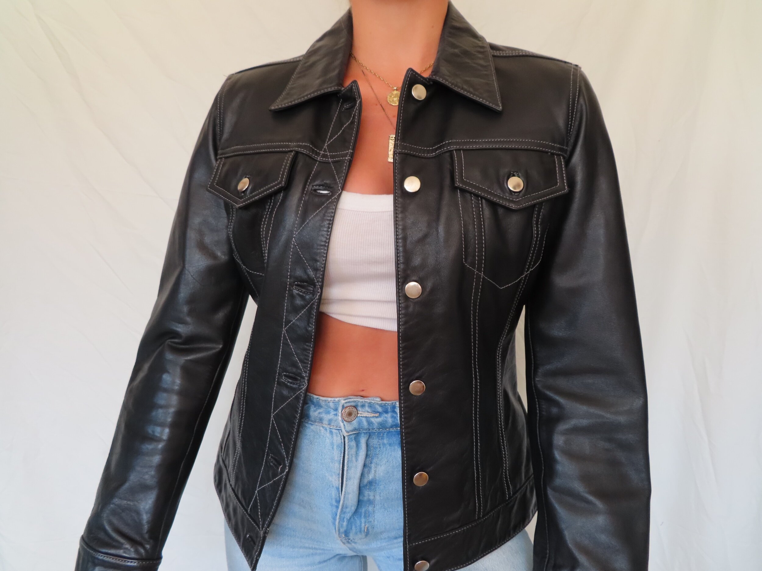 5DB6302B-F7DE-4892-A494-764A4B127881