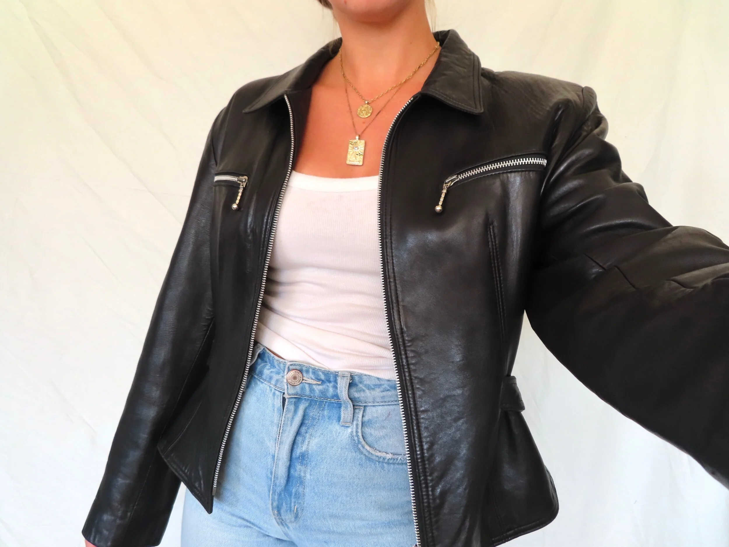 57108C08-16C1-48CF-B2E6-C7B0F5E50365