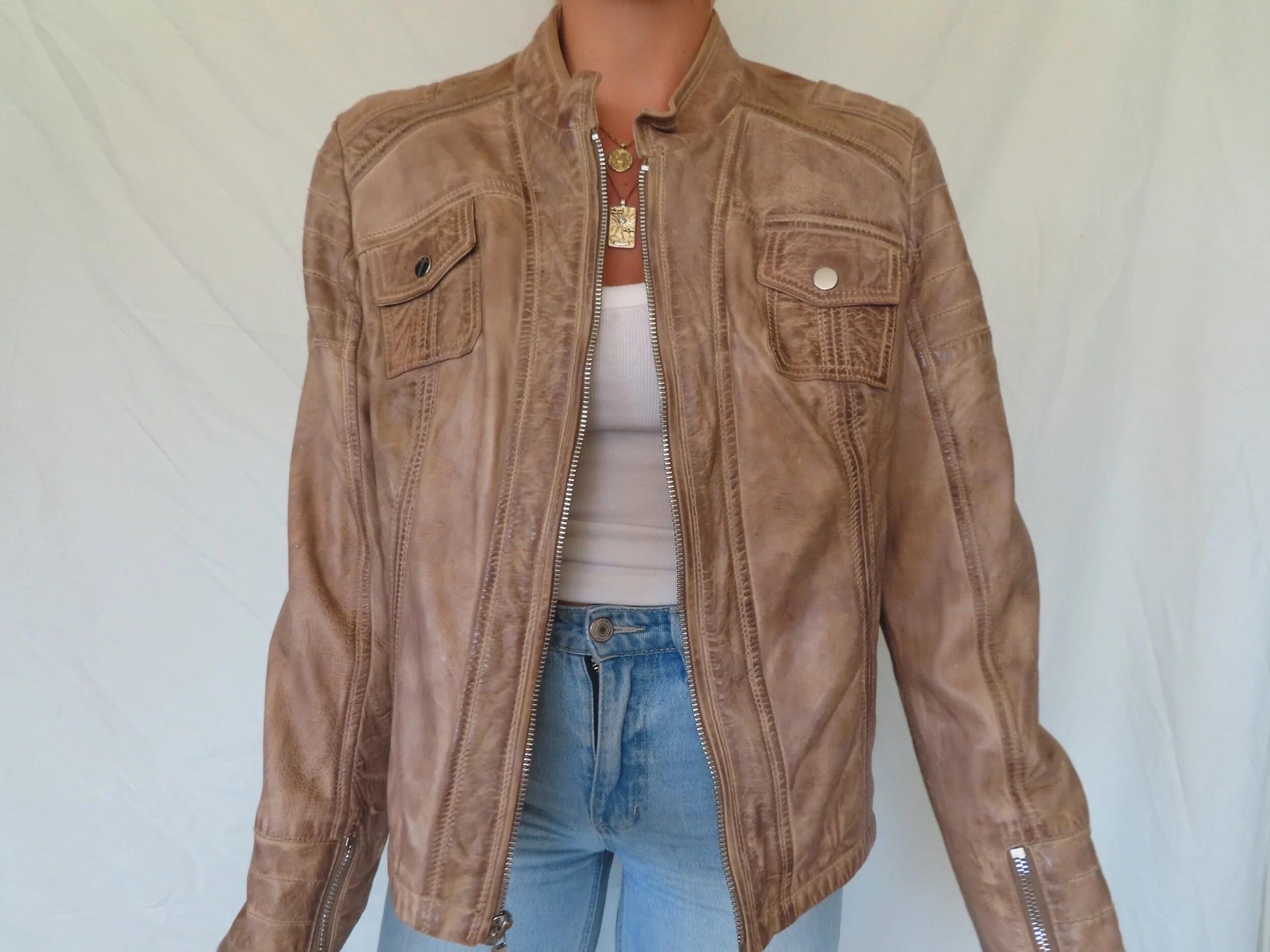 743C34DF-039E-461F-A391-A6150BE87B5A