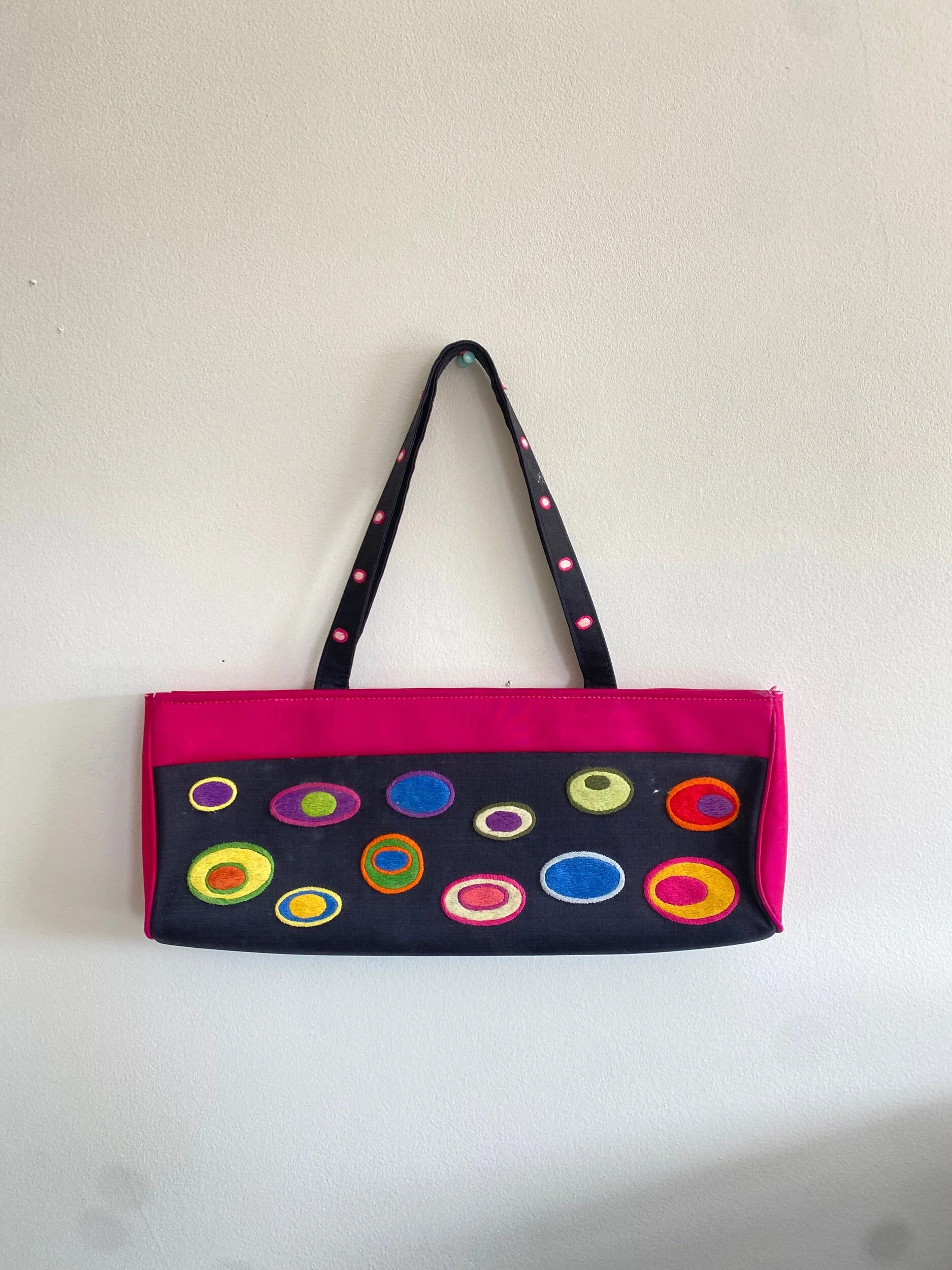 B053B304-0AB5-4673-9484-FBC07397408F