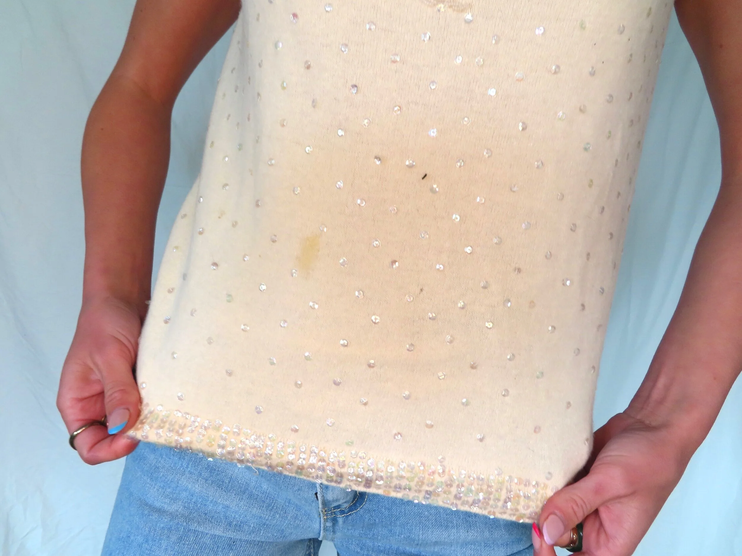 3E9B6D44-4CE9-42EA-87DB-6776799AEBE6