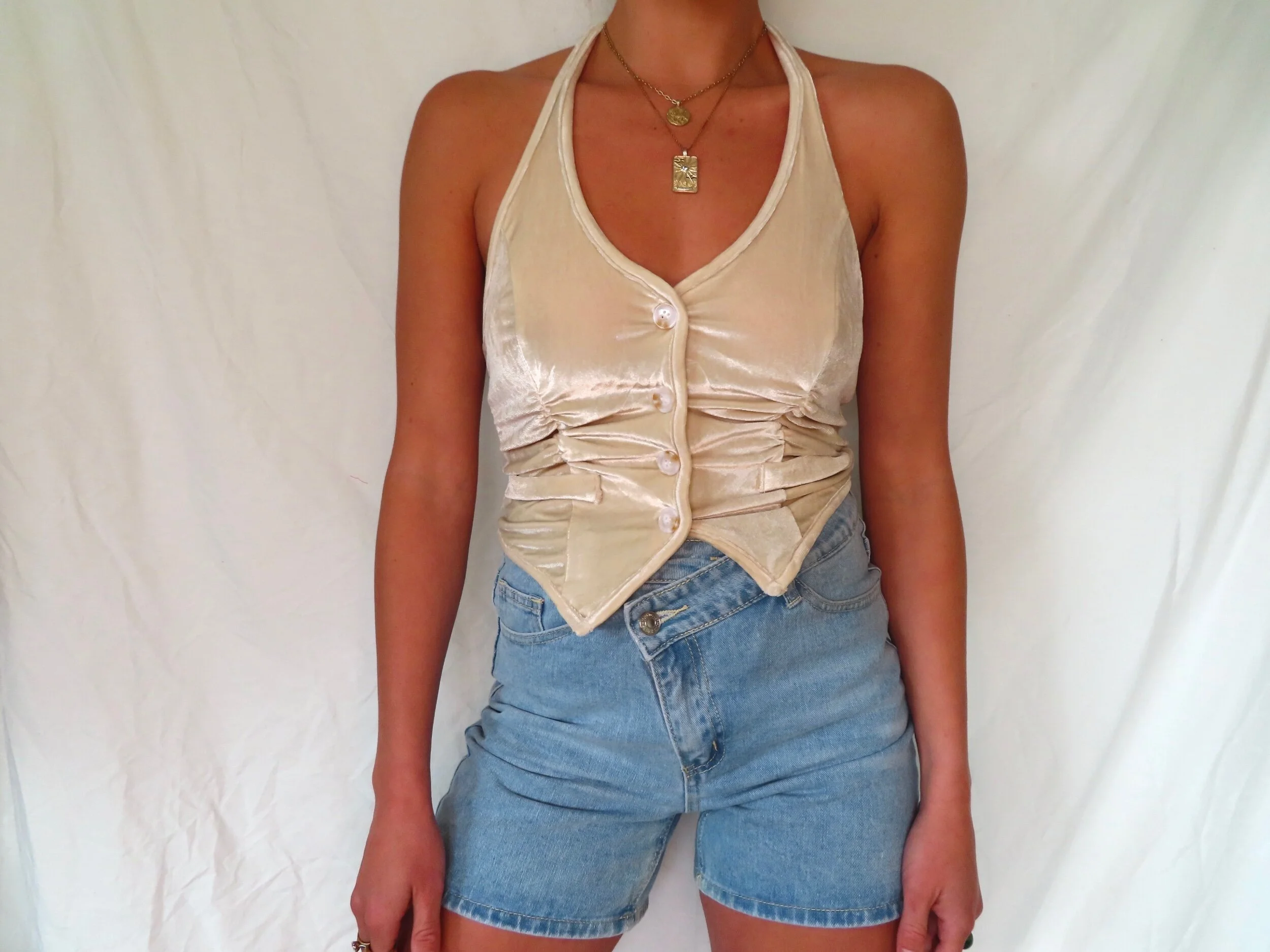 C4701B8B-E989-498D-AD3F-0B07947C7218