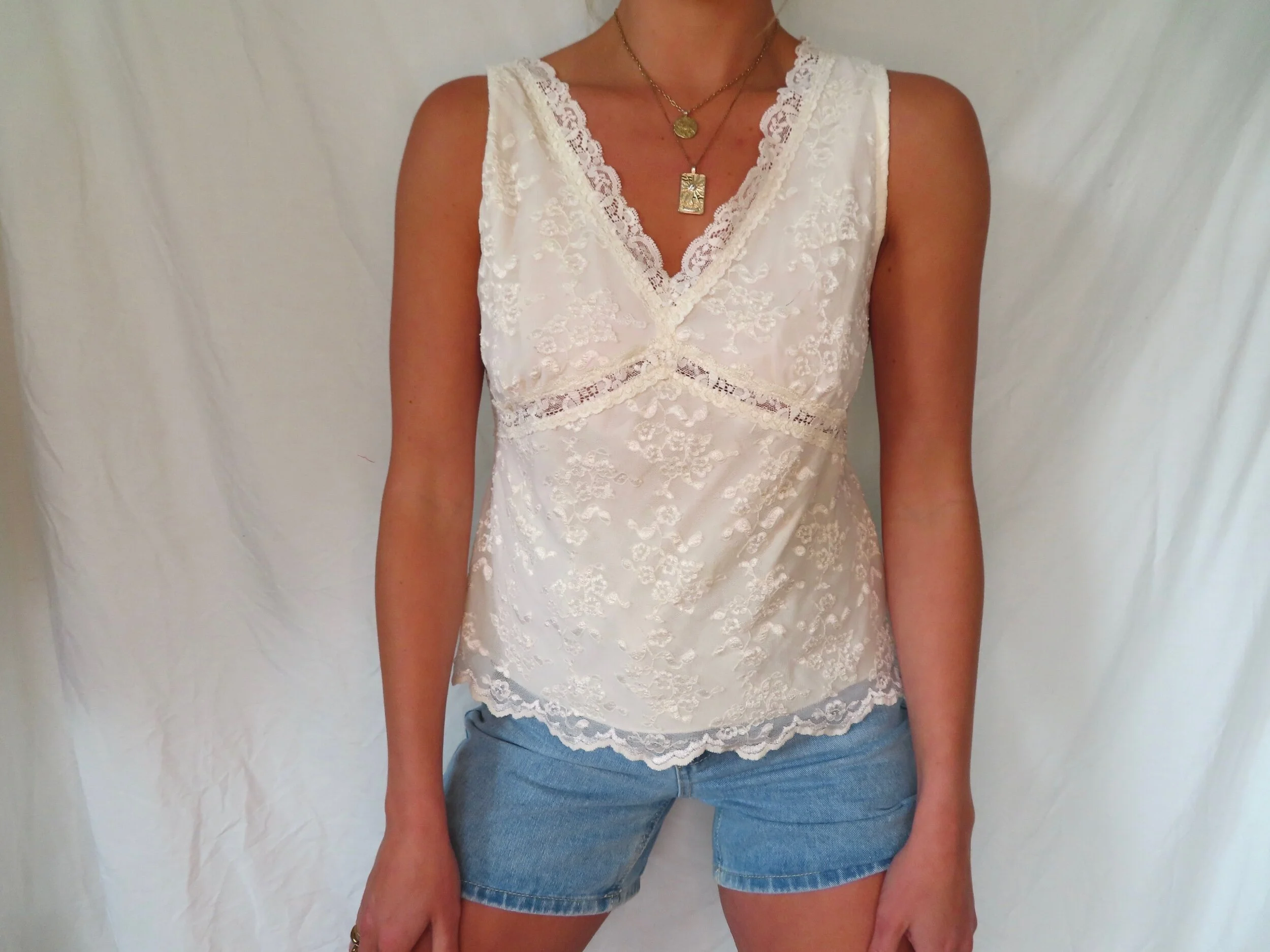 BAD0CADF-8CD7-40F0-AC19-5E353AC2B366