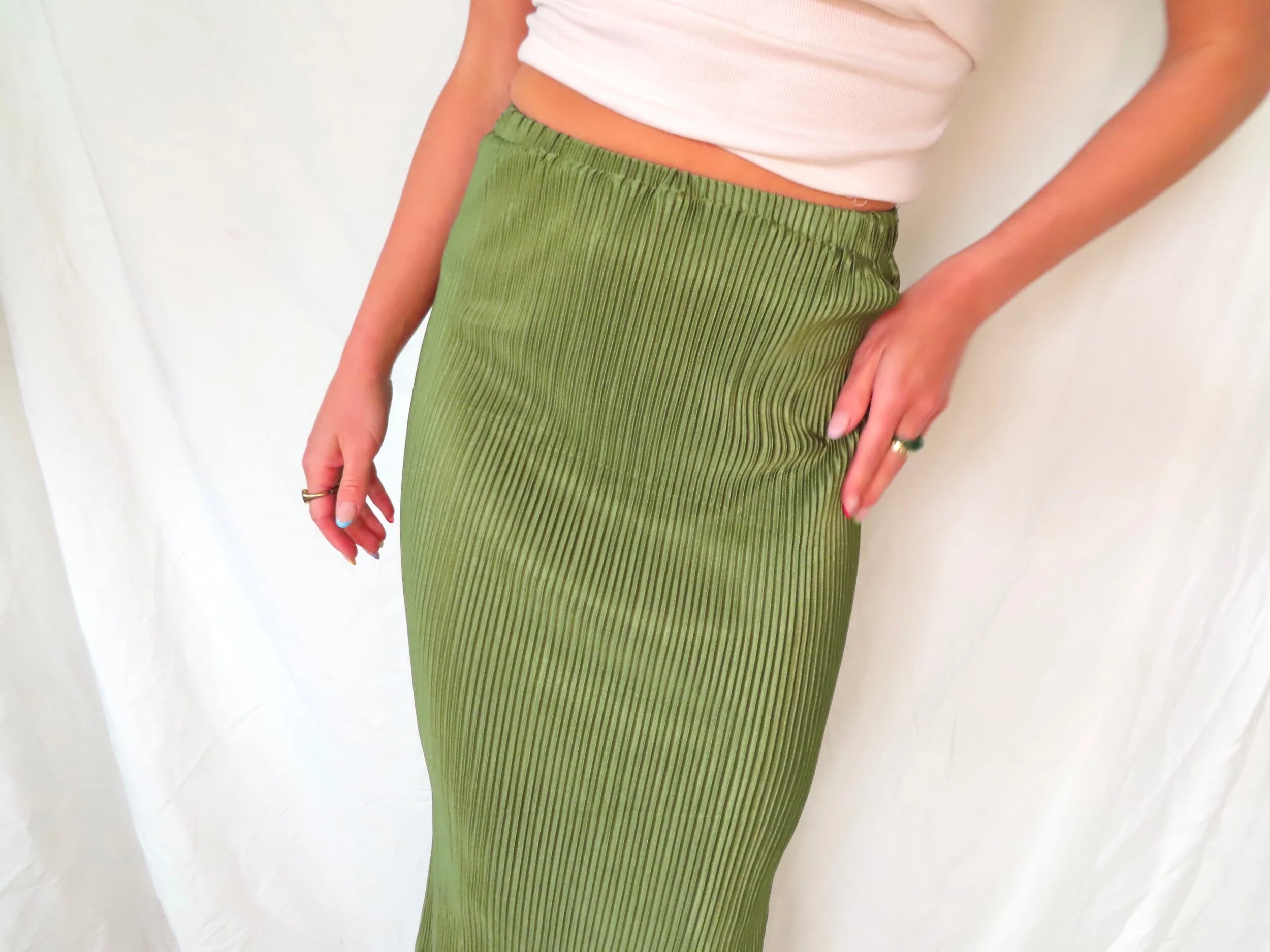 4A28F433-6071-4D6E-B5BD-02E170D9D891