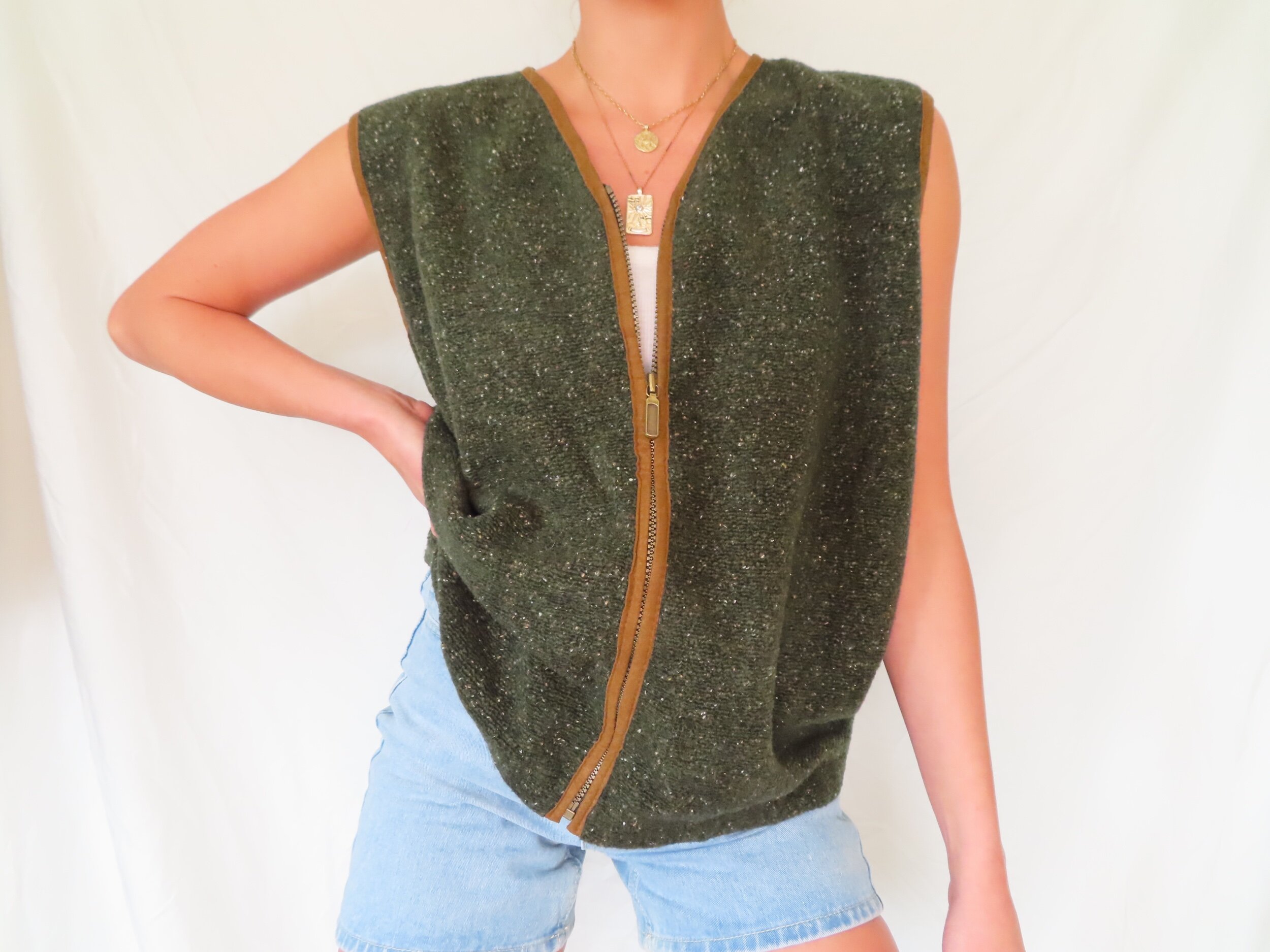 191C50F3-FA48-48E1-83C6-F2B32F8CD633