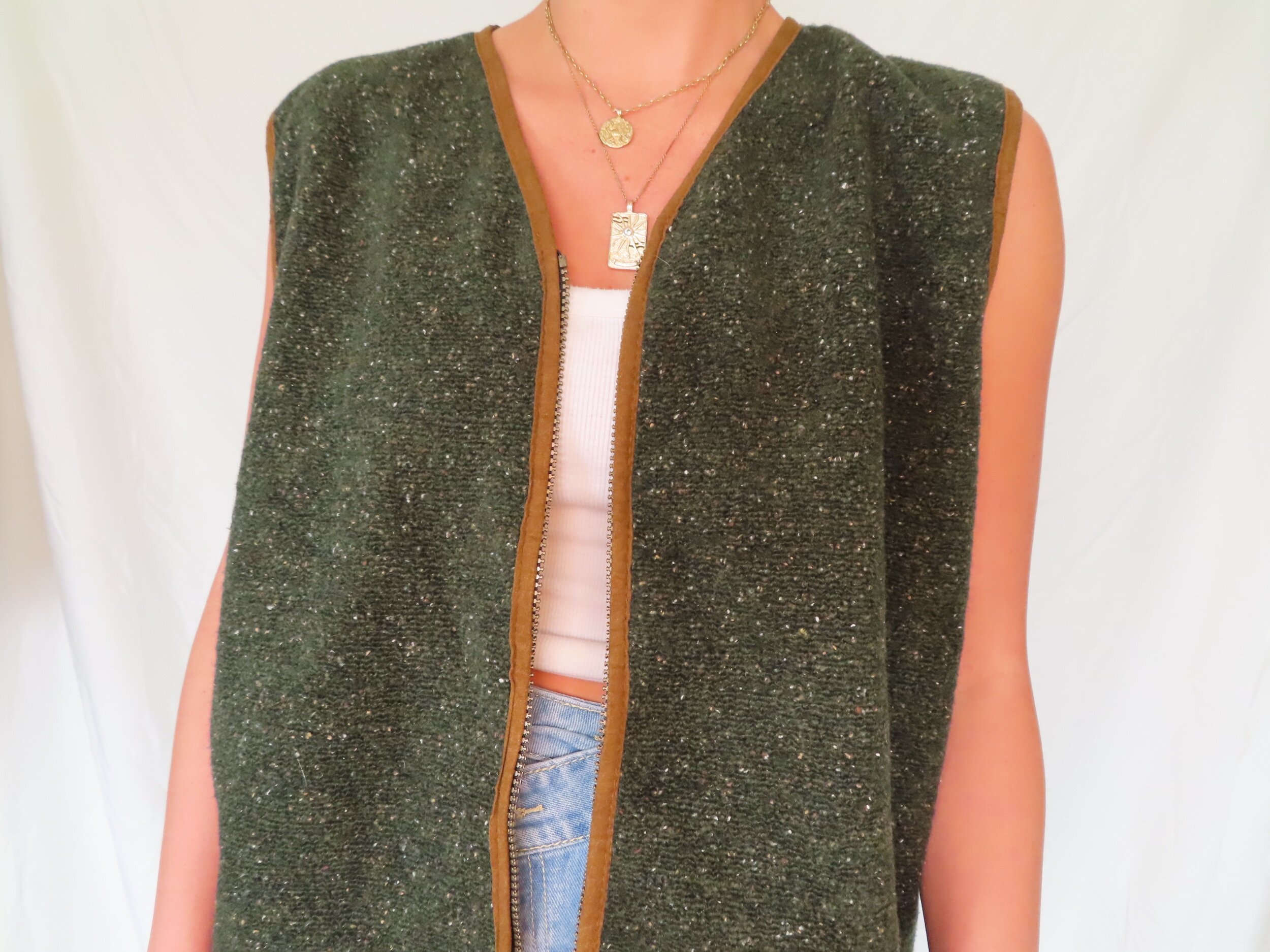 6D29752B-7EA5-4E38-BD73-A8C8ADCD1691