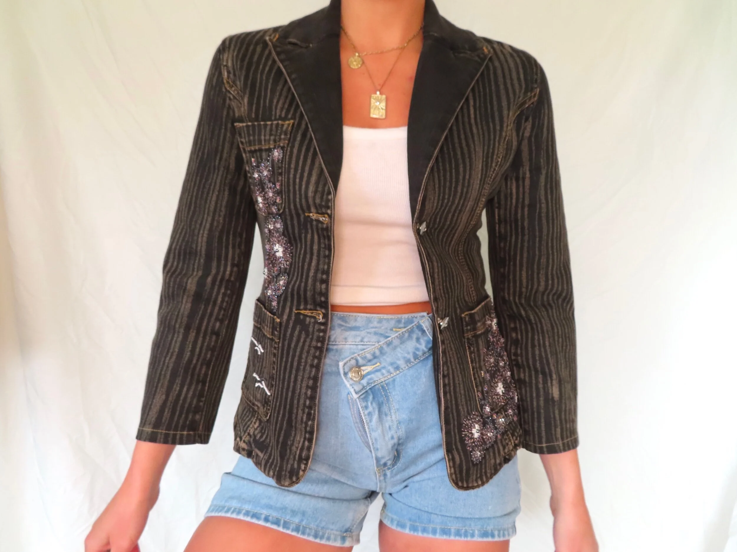 DC4C3E93-B5A2-4664-8C46-E14D6E851AA0