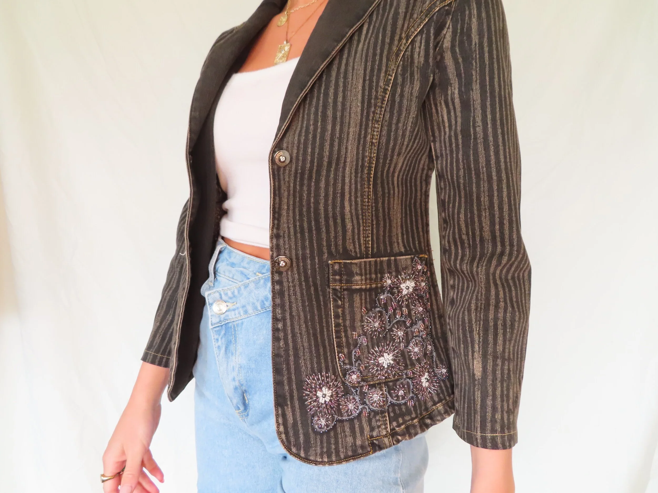 B8864FBC-6C16-4C4F-8F7F-83E90F890293