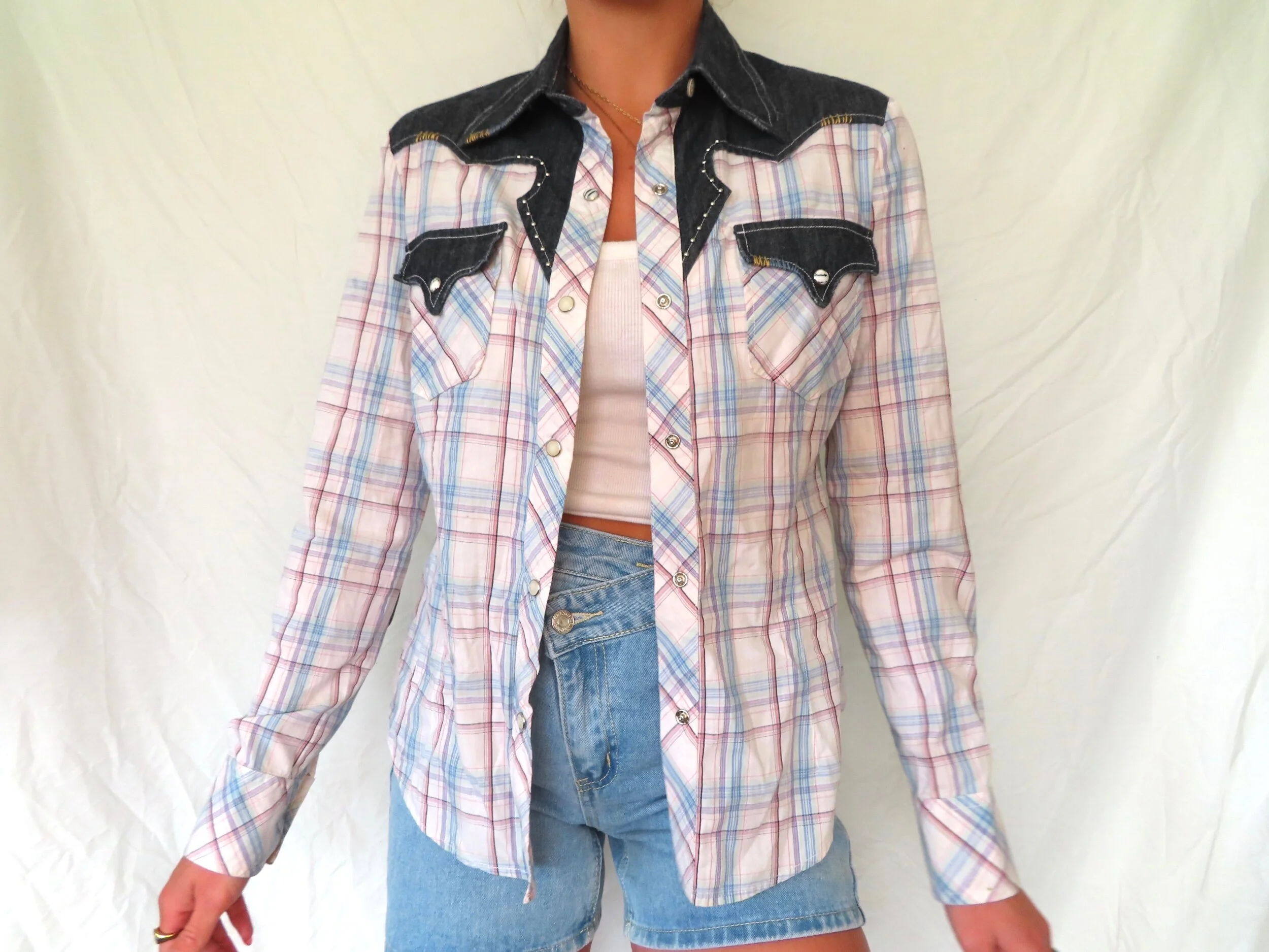 E7B1B5C2-DD1F-4A04-9AA1-648BCBA10C6A