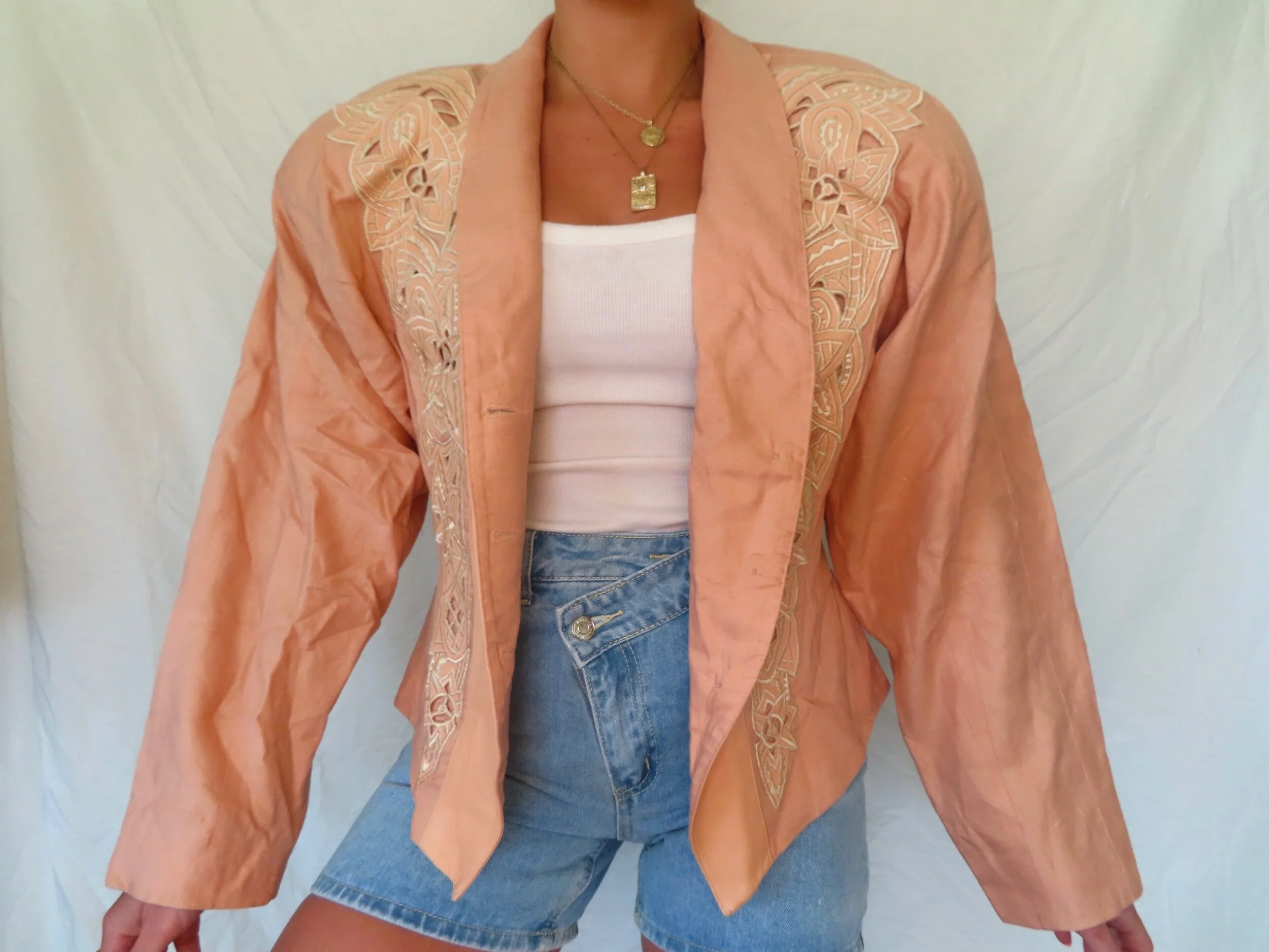 DDAFB9B8-5404-42CF-9566-34085A347565