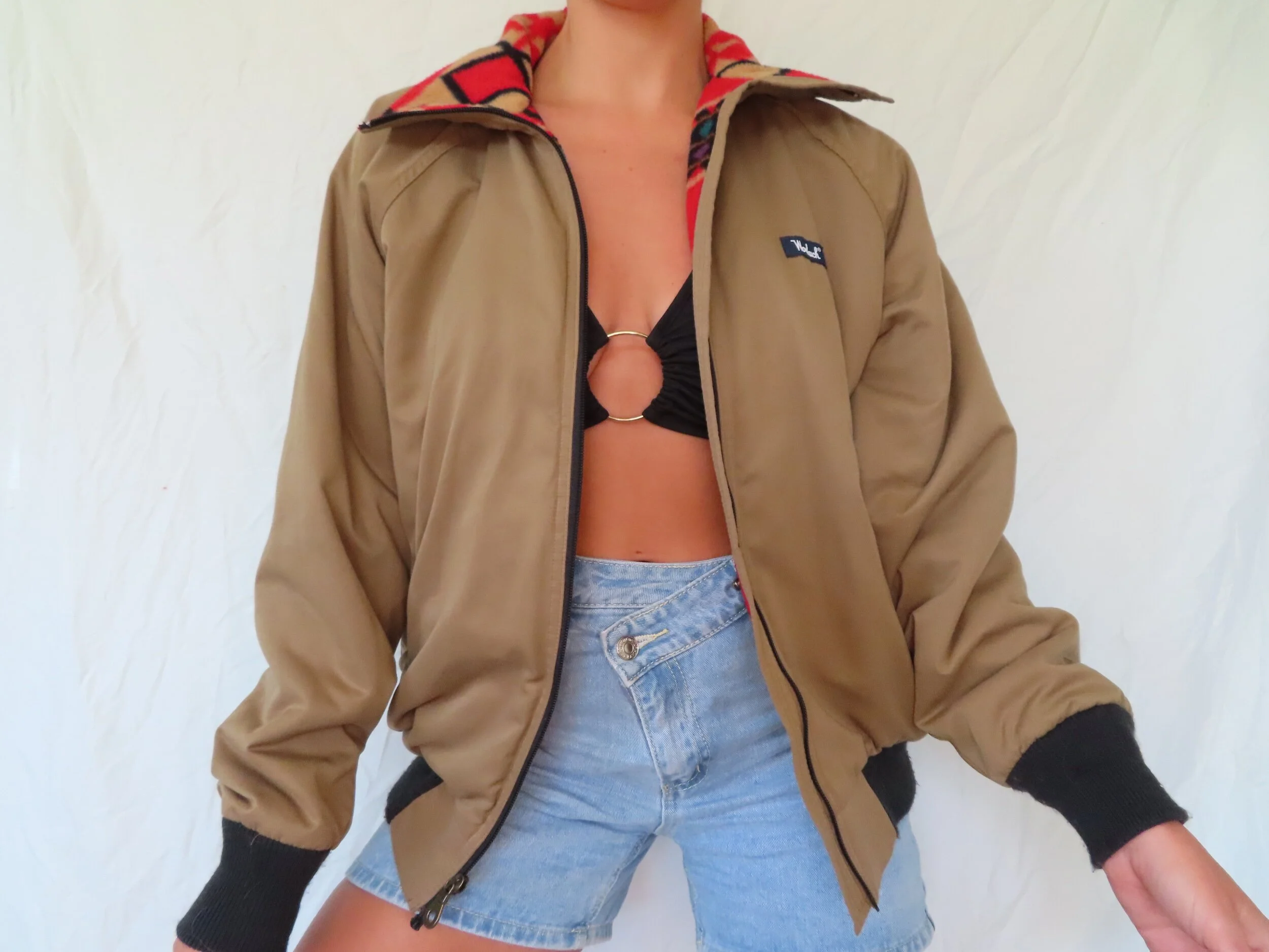 48F2B133-C26E-4770-A128-DD0E4A2601BE