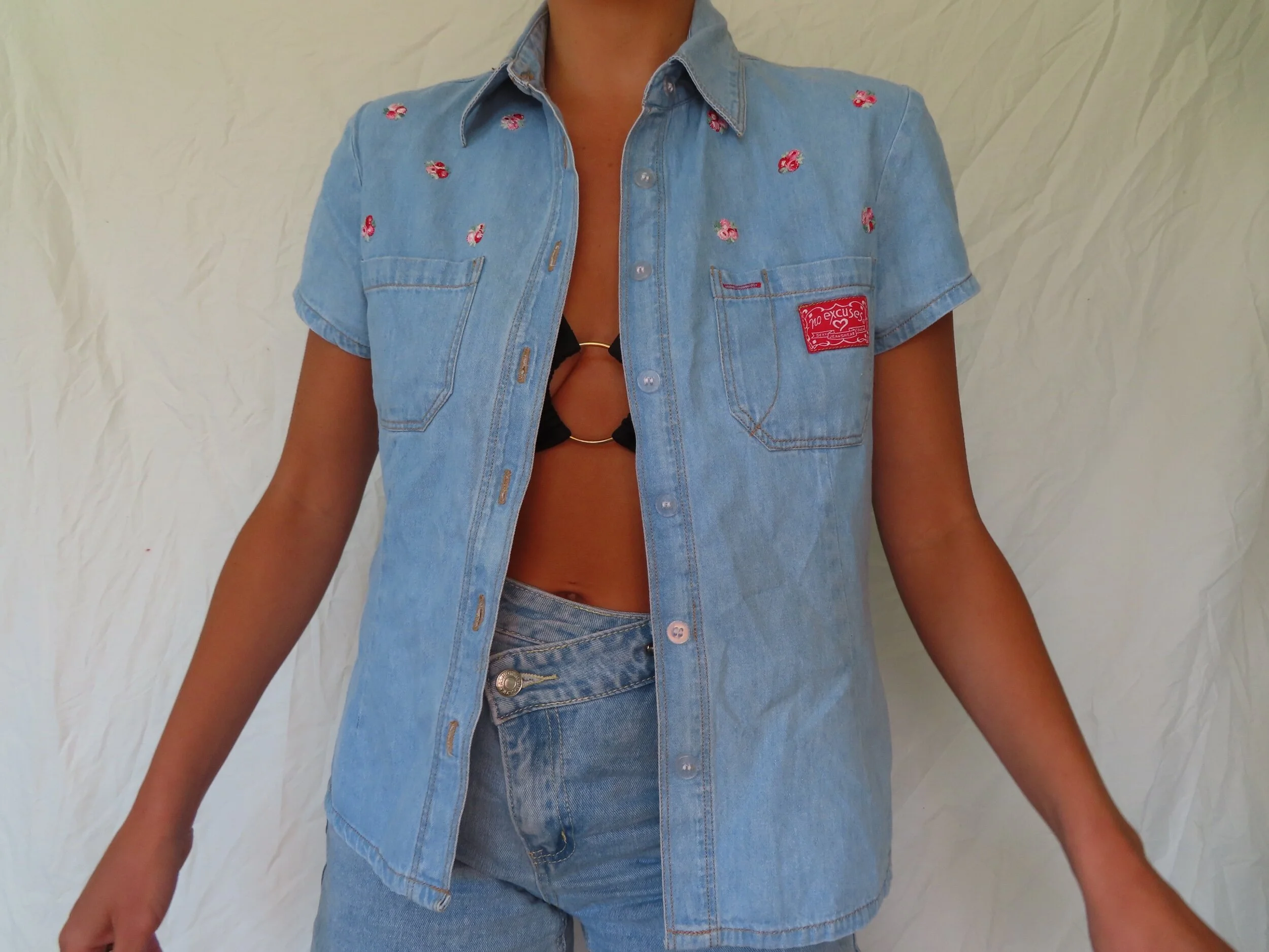 B1769E57-F848-454A-BA6A-68BDA0E0A7B2