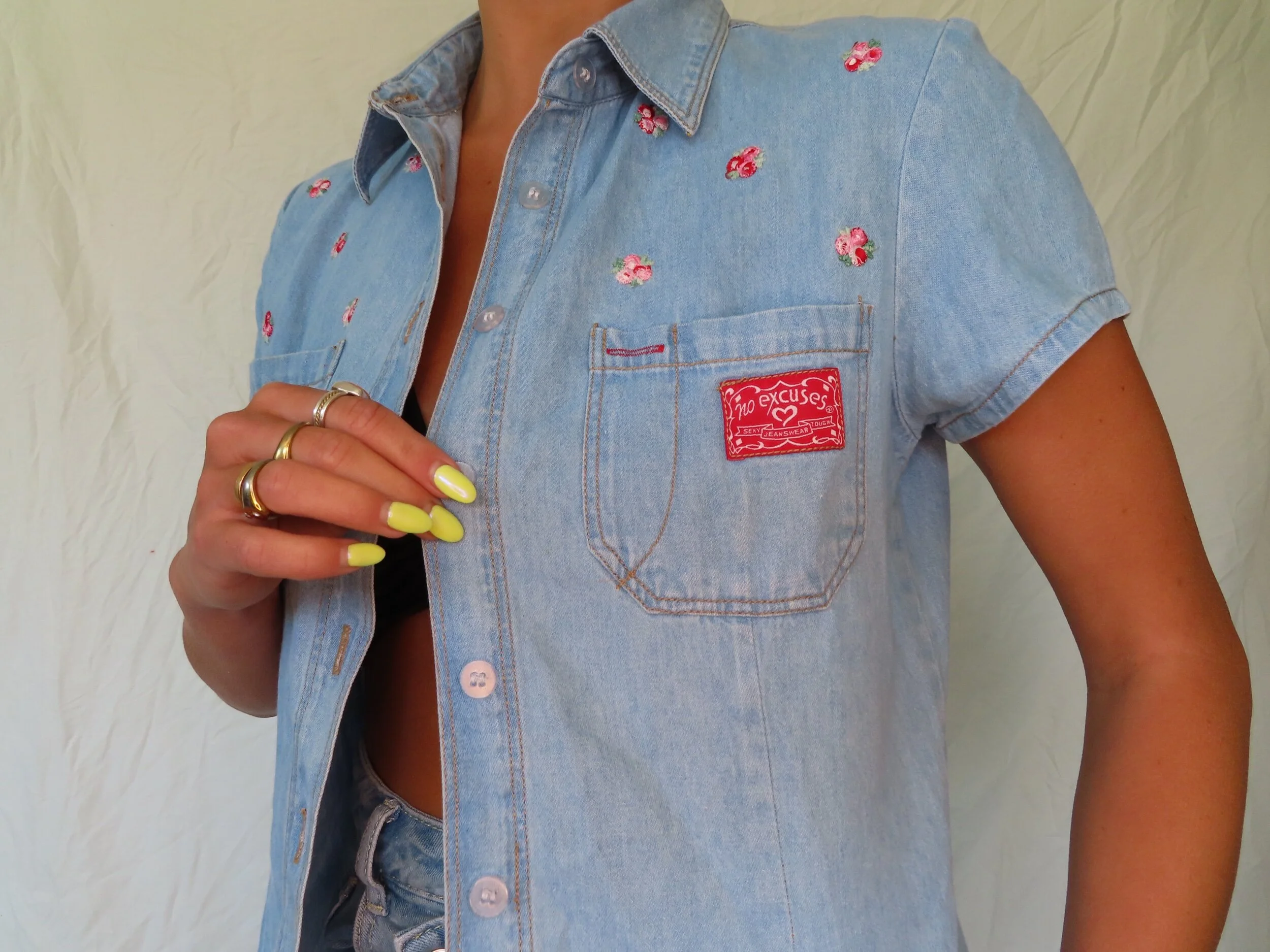 6D44562F-FBA6-4FAB-892B-5F684E198883