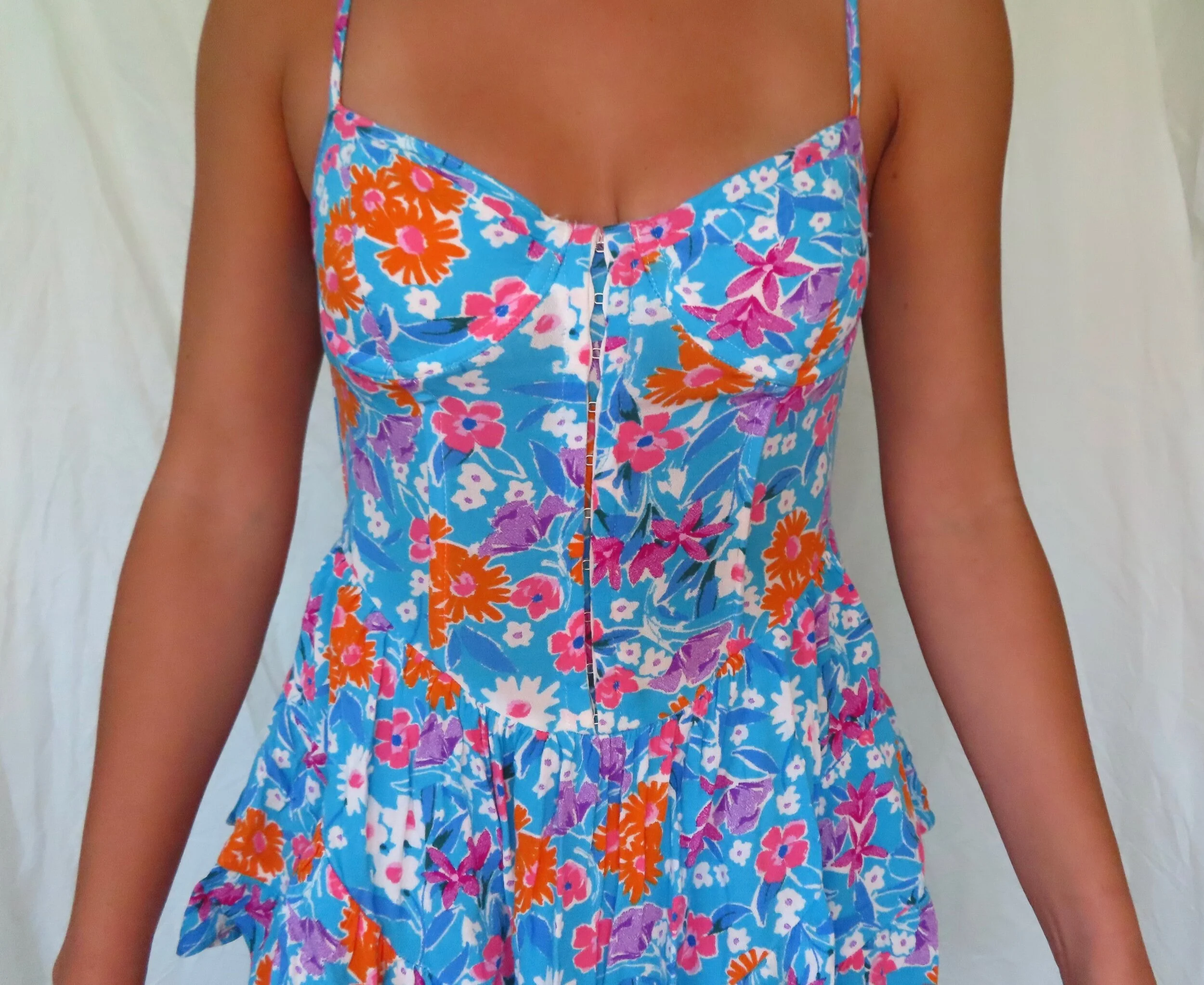 F8857AD8-8107-4638-B9C9-006D66075F5C