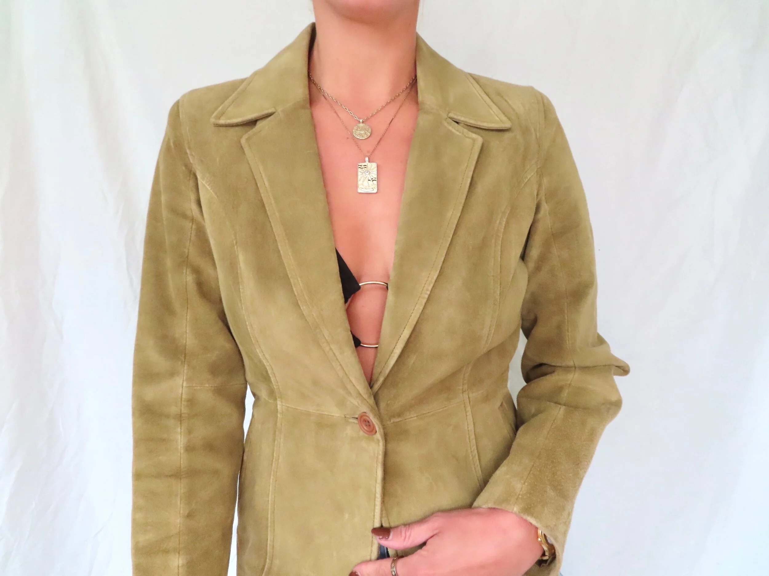 4B84D07F-5824-42EE-AEF5-0EC906E60A5D