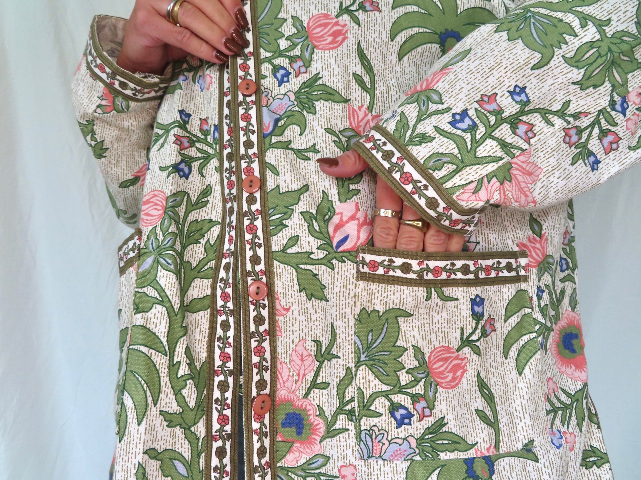 007E9F71-ADB9-427F-ACD1-065BE2D54F4F