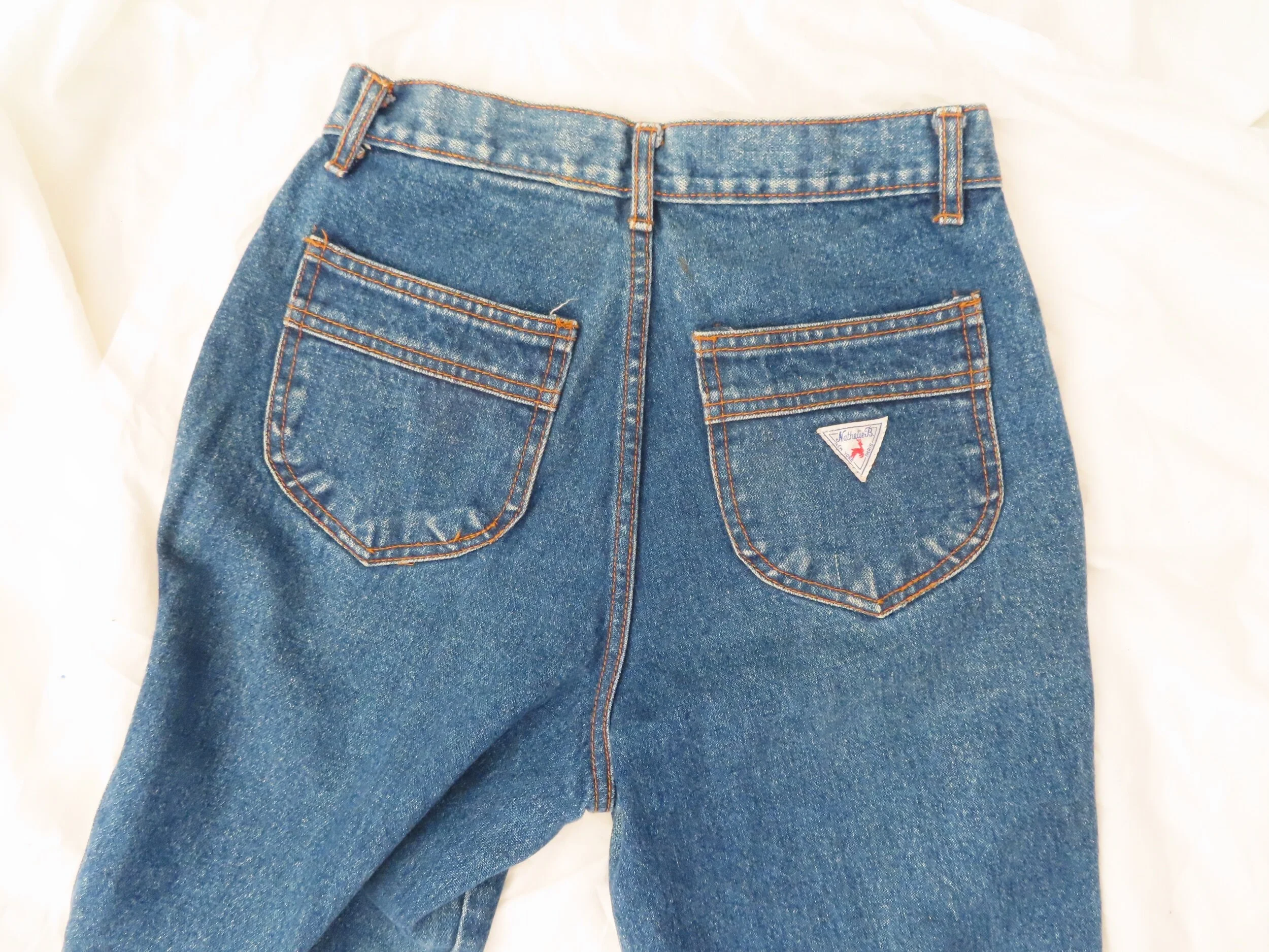 ECFC86DA-10B6-4D83-BAE4-C014BB69F333