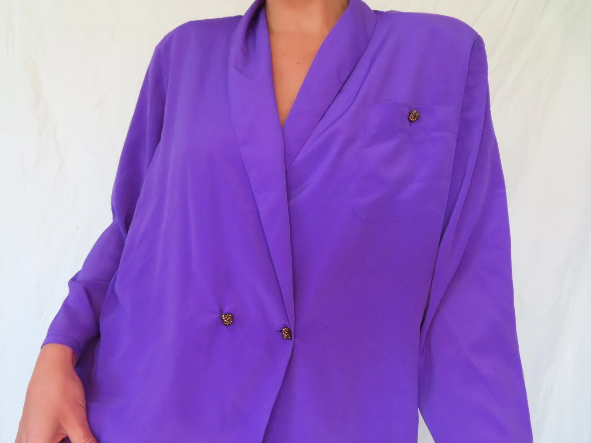 5B9BF8C3-5A0E-43AA-A53B-4AD29BEA519D