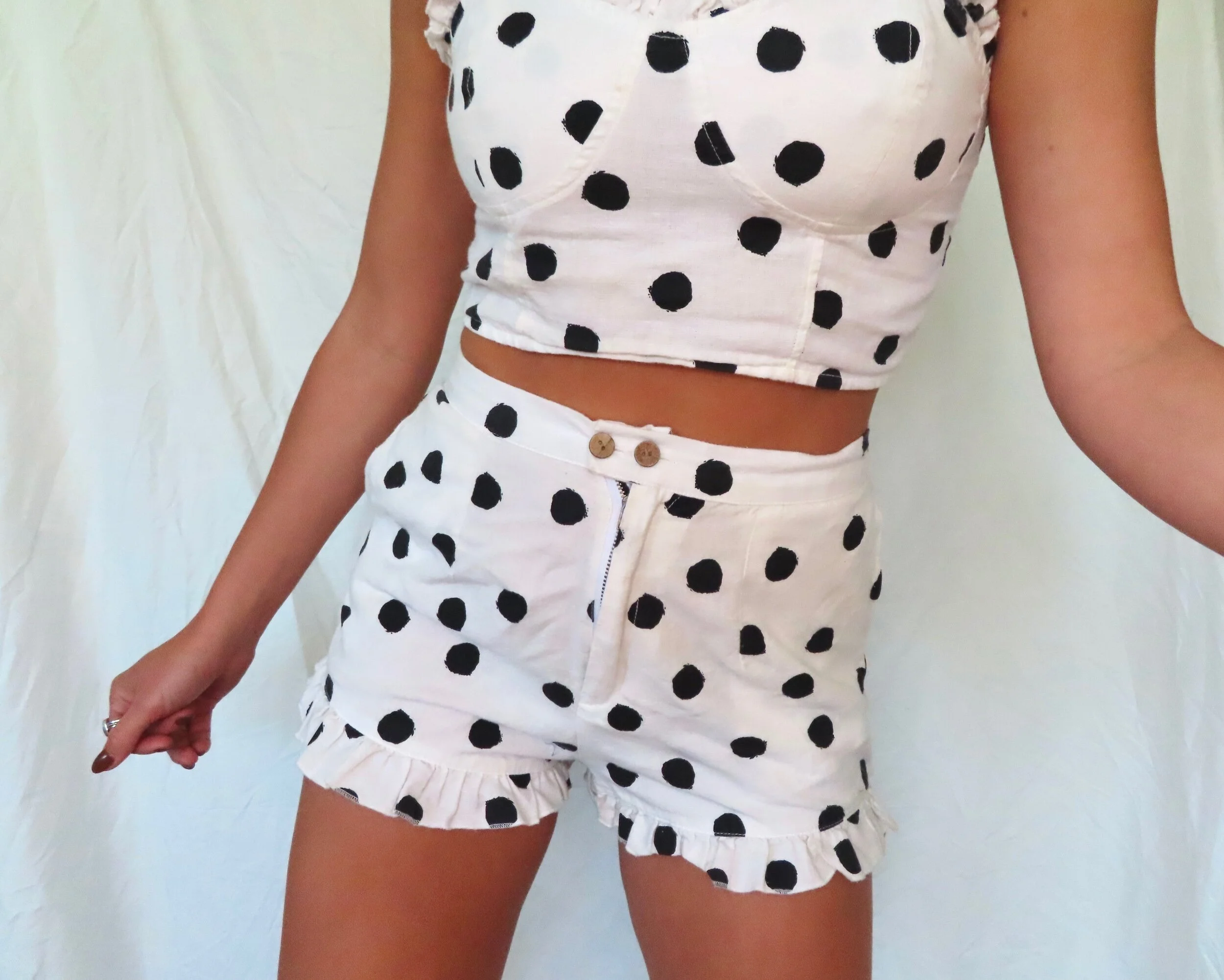 7253D7AB-06B2-4C96-A4F5-A87C2A48A55D