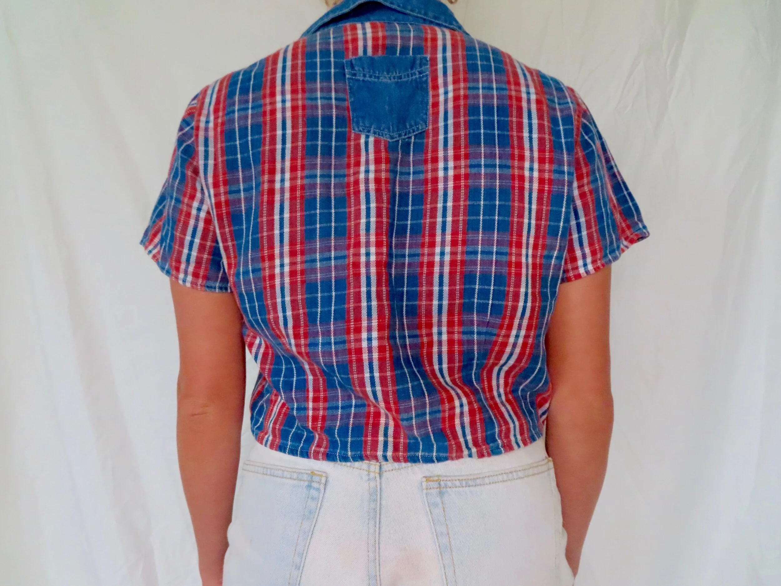 E673771D-3013-41F8-AA47-FC8ECE9F47CC