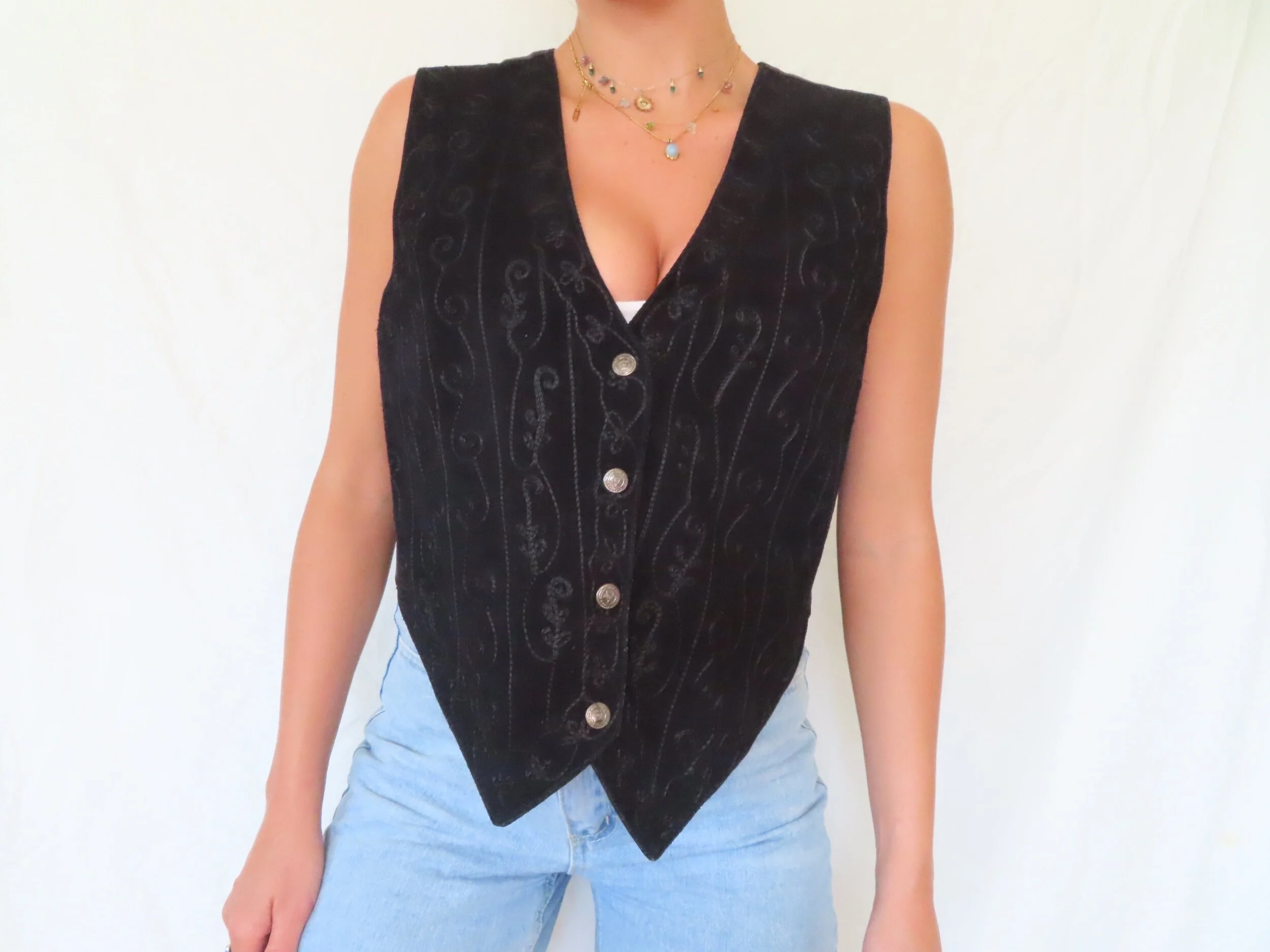 60B43ACF-5DC3-4E4F-B04C-B296C68799A2